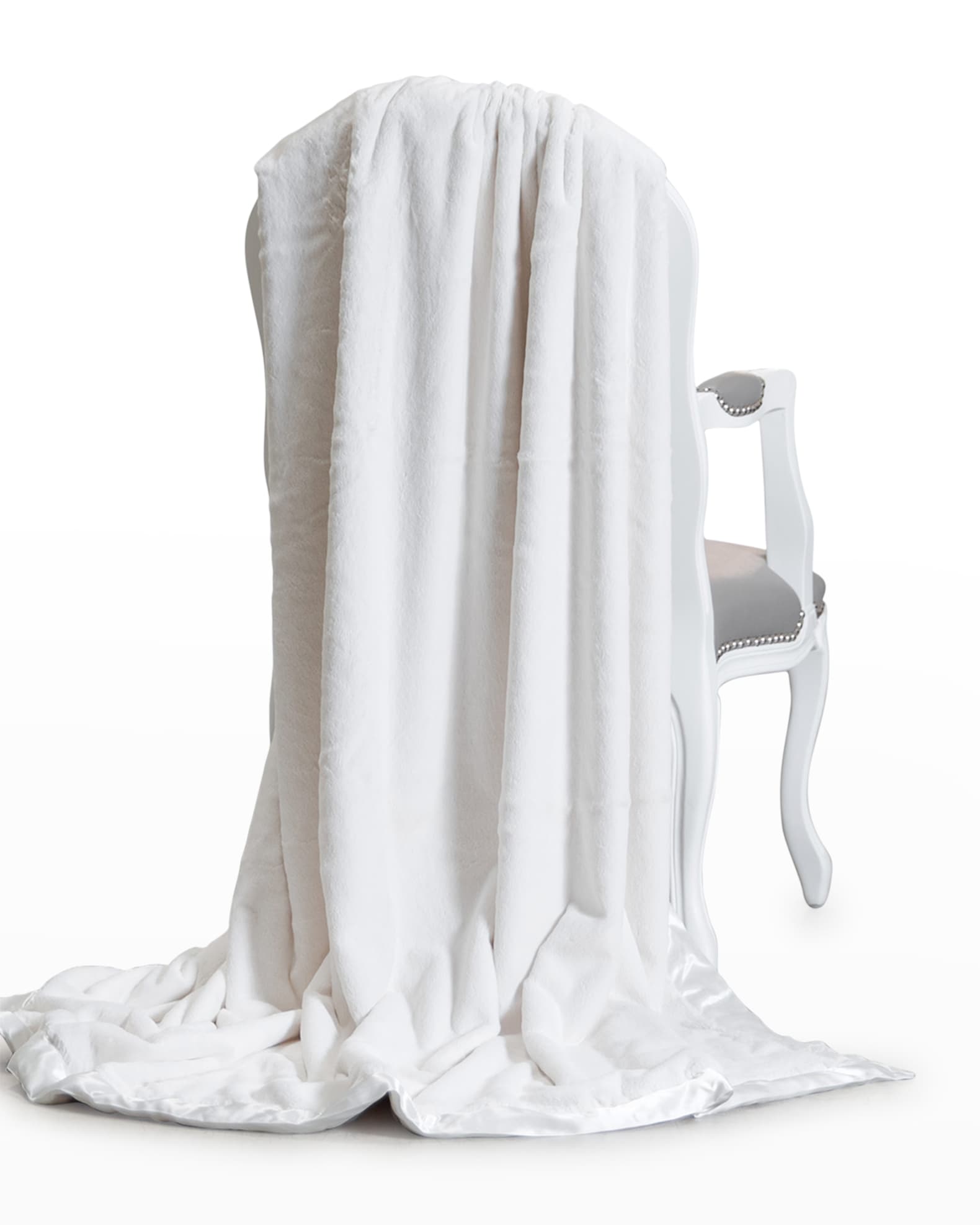 Giraffe at best sale home luxe throw
