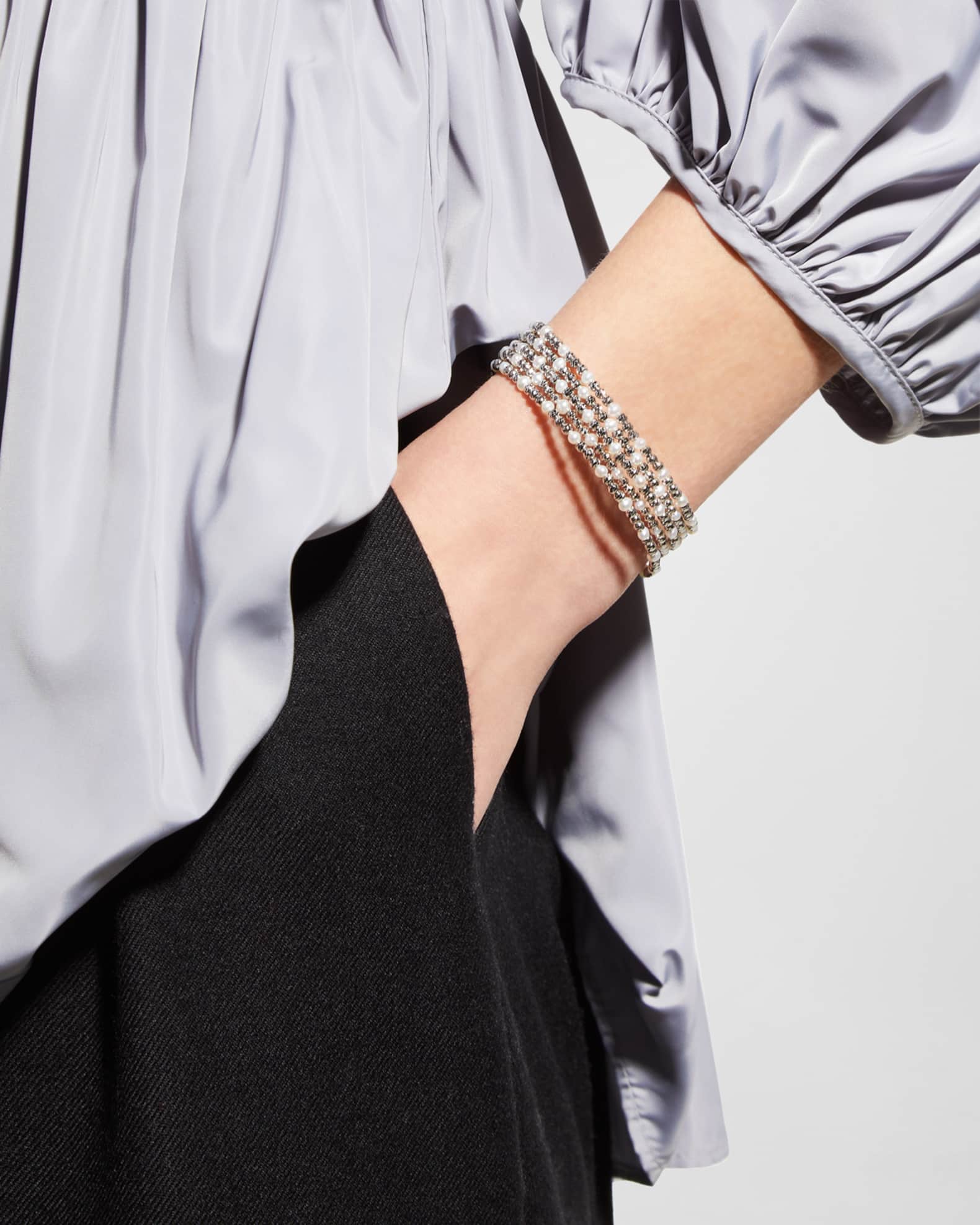 Debut Loop Bracelet 1