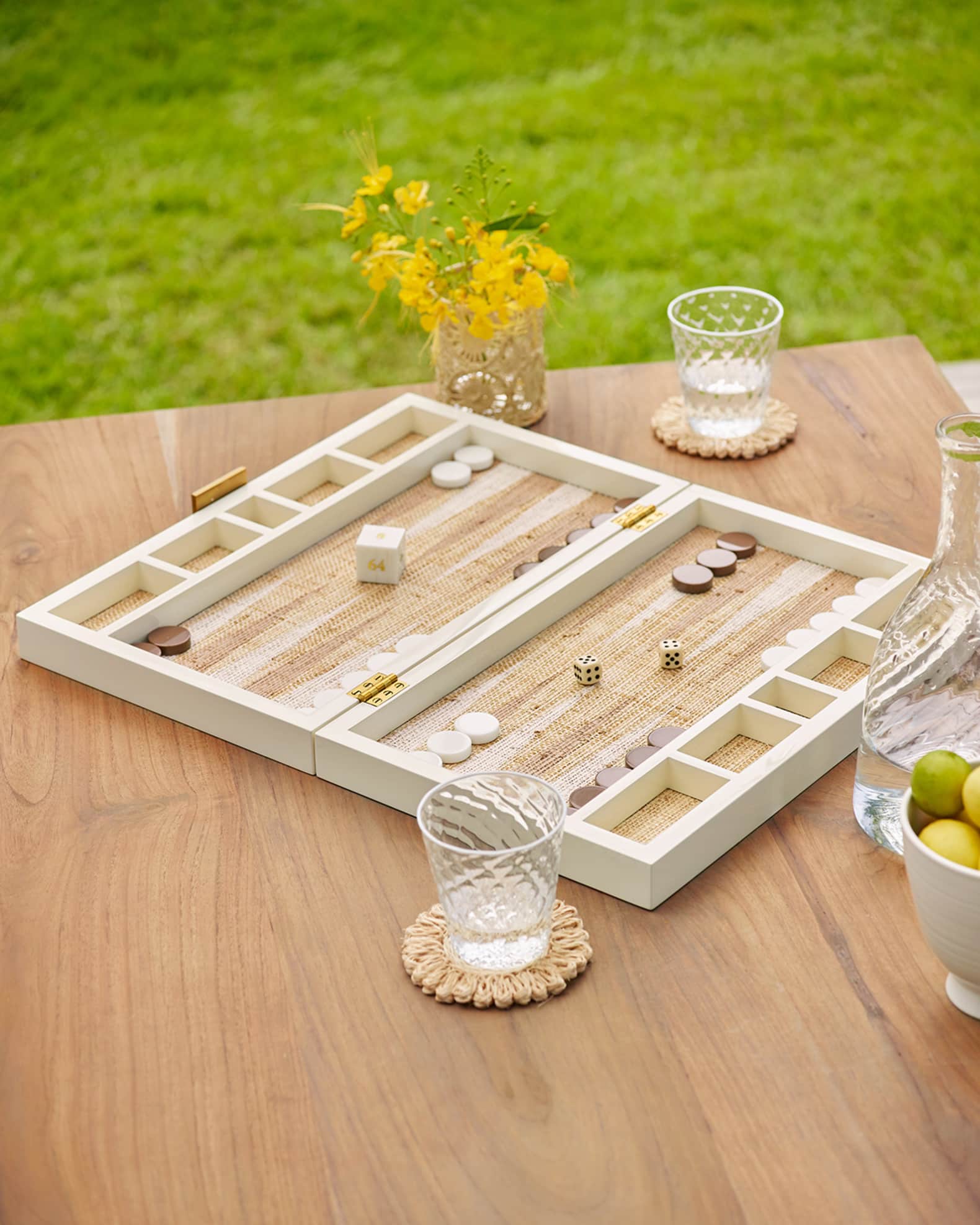 Lacquer Raffia Backgammon Set 0