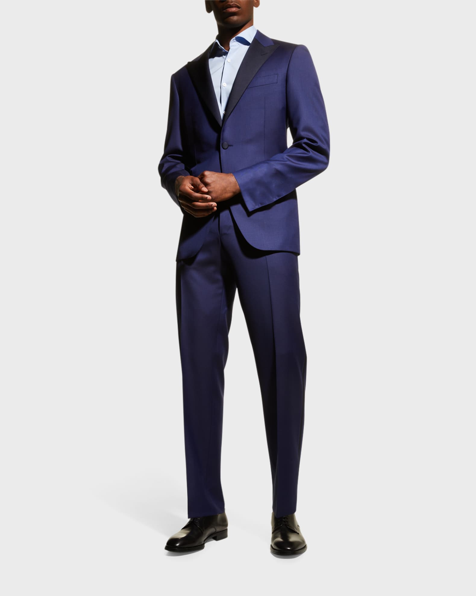 Mens 2 Buttton Slim Contrast Peak Lapel Tuxedo in Navy