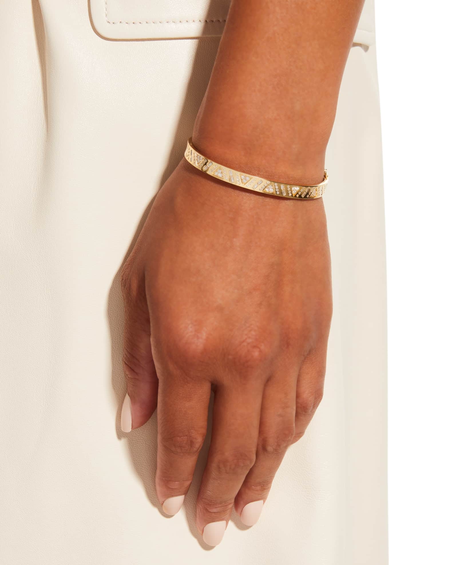 18K Yellow Gold Stardust Bangle with Diamonds 1