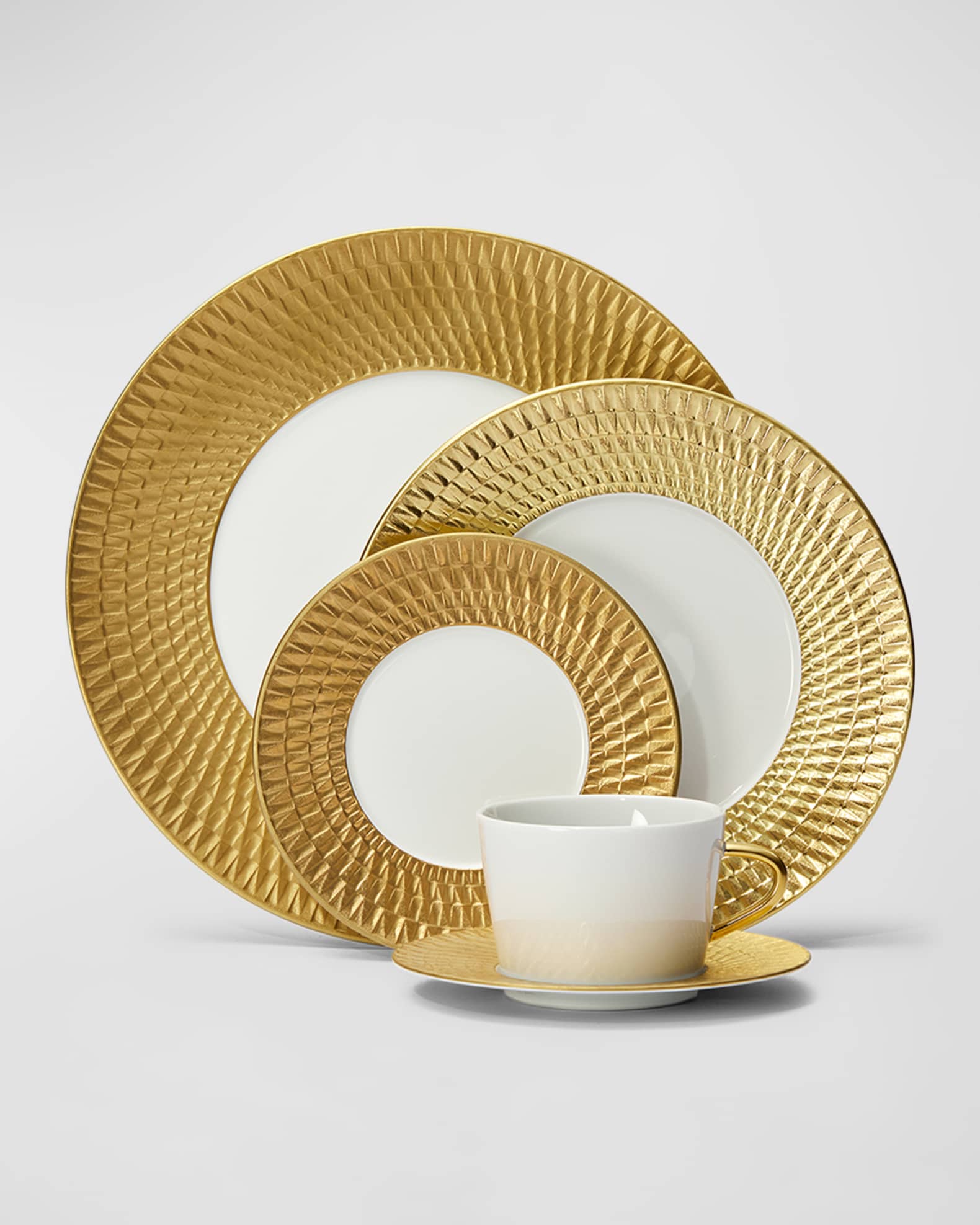 Twist Gold Dinner Plate 1