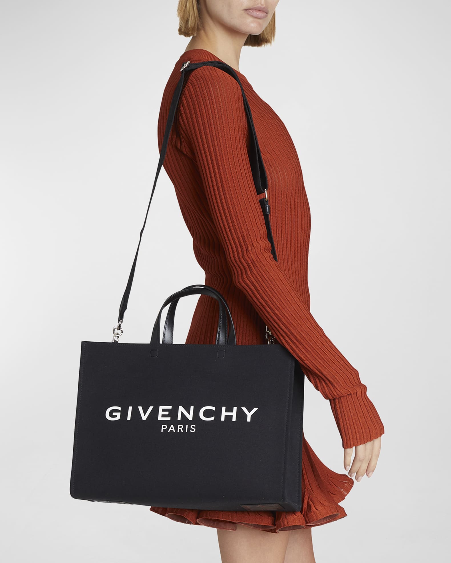 G Tote Medium Coated Canvas Tote Bag in Purple - Givenchy