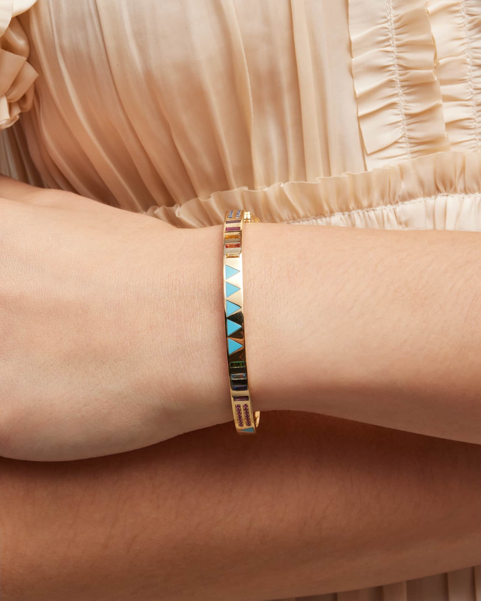 18K Yellow Gold Turquoise and Sapphire Bangle  1