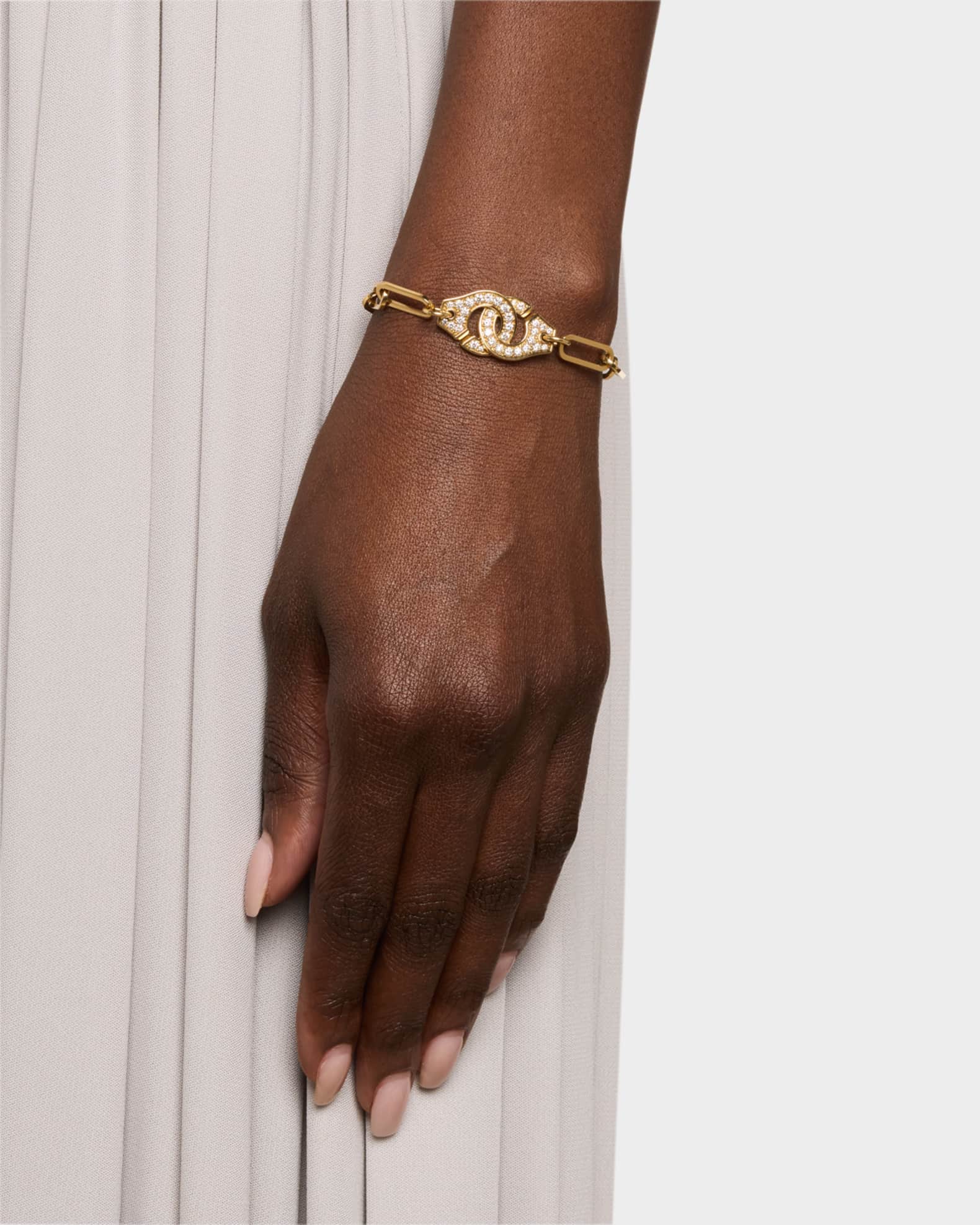 Yellow Gold Menottes R15 Extra-Large Bracelet with Full Diamonds 1