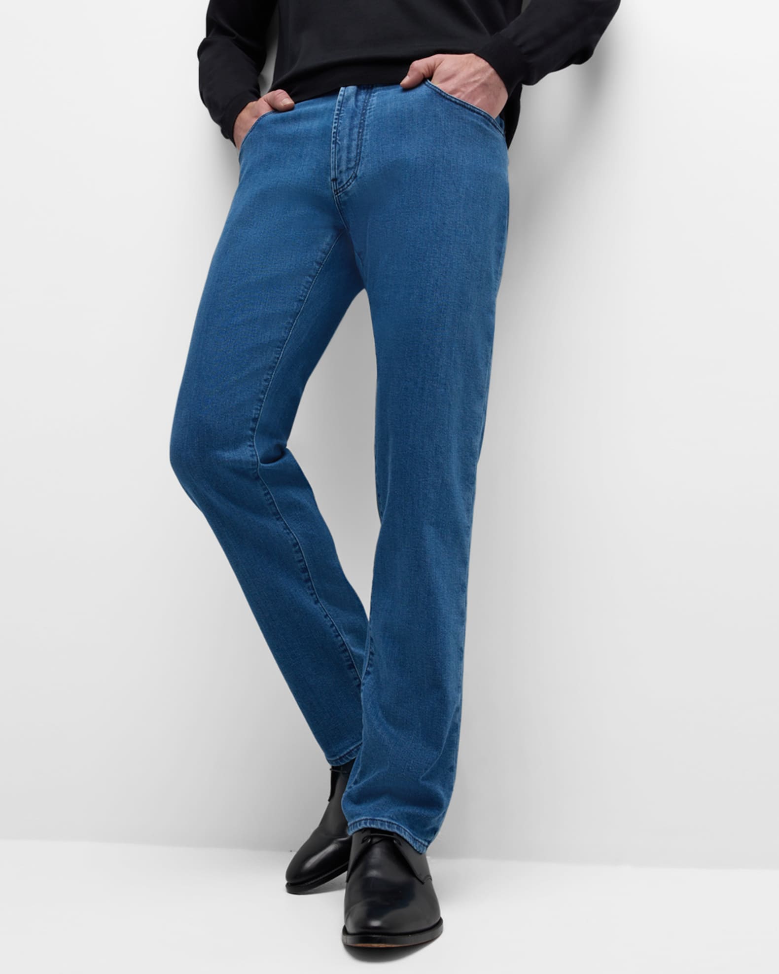 Men's Straight-Leg Jeans