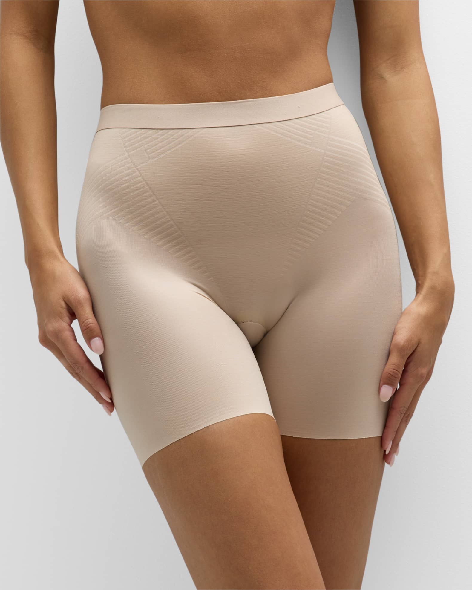 Thinstincts® High-Waisted Mid-Thigh Short Spanx – White Runway