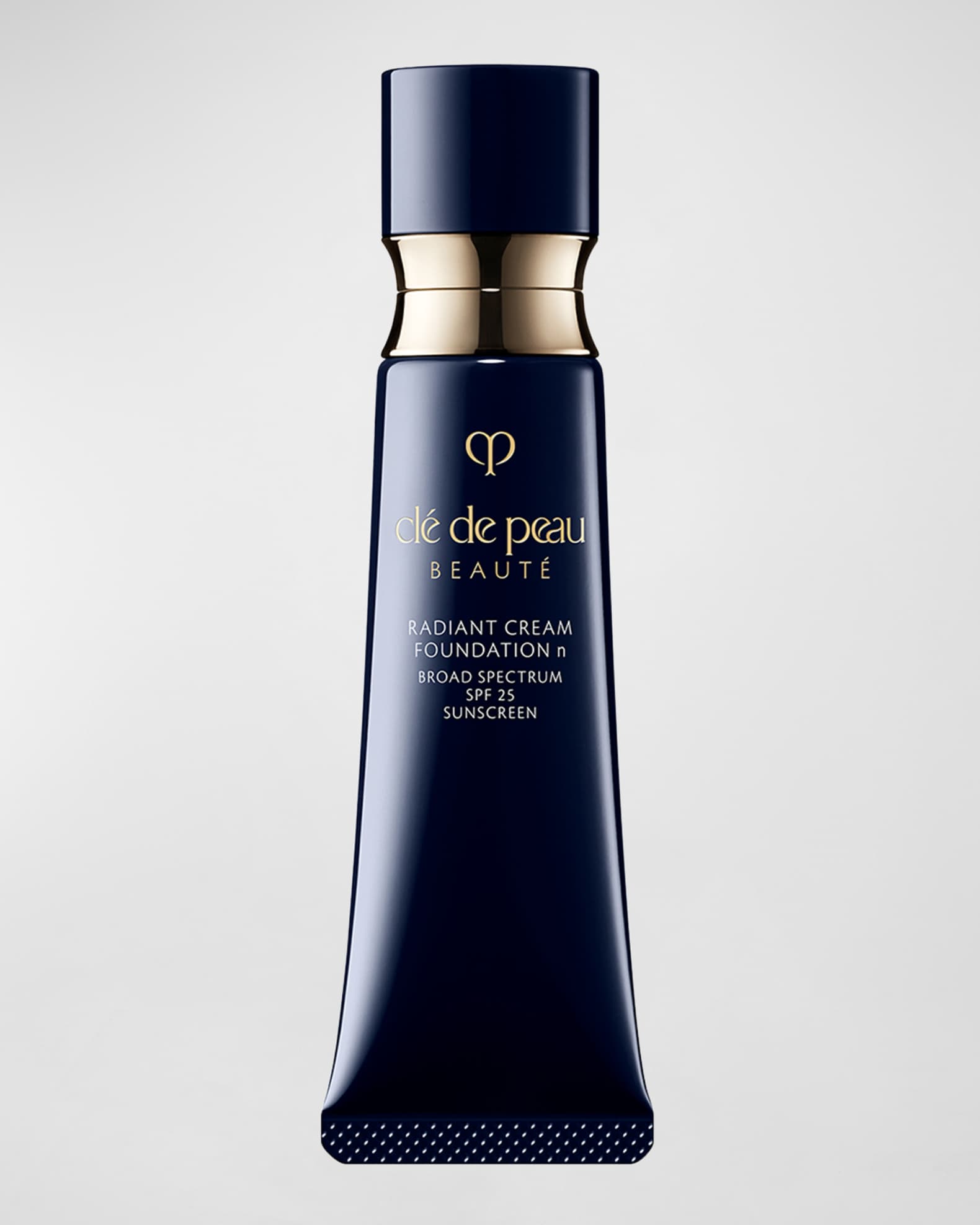 ファッションなデザイン Cle de Peau Beaute Radiant Cream Foundation SPF 25 | Neiman ファンデーション