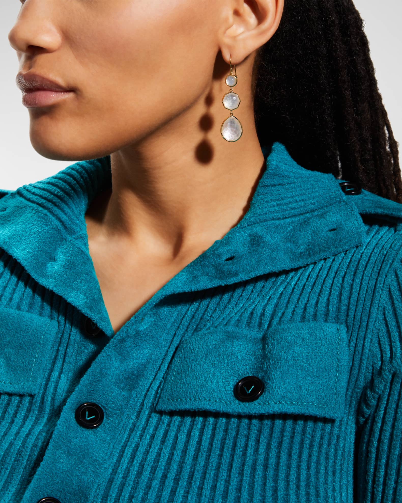 Small Crazy 8's Earrings in 18K Gold 1