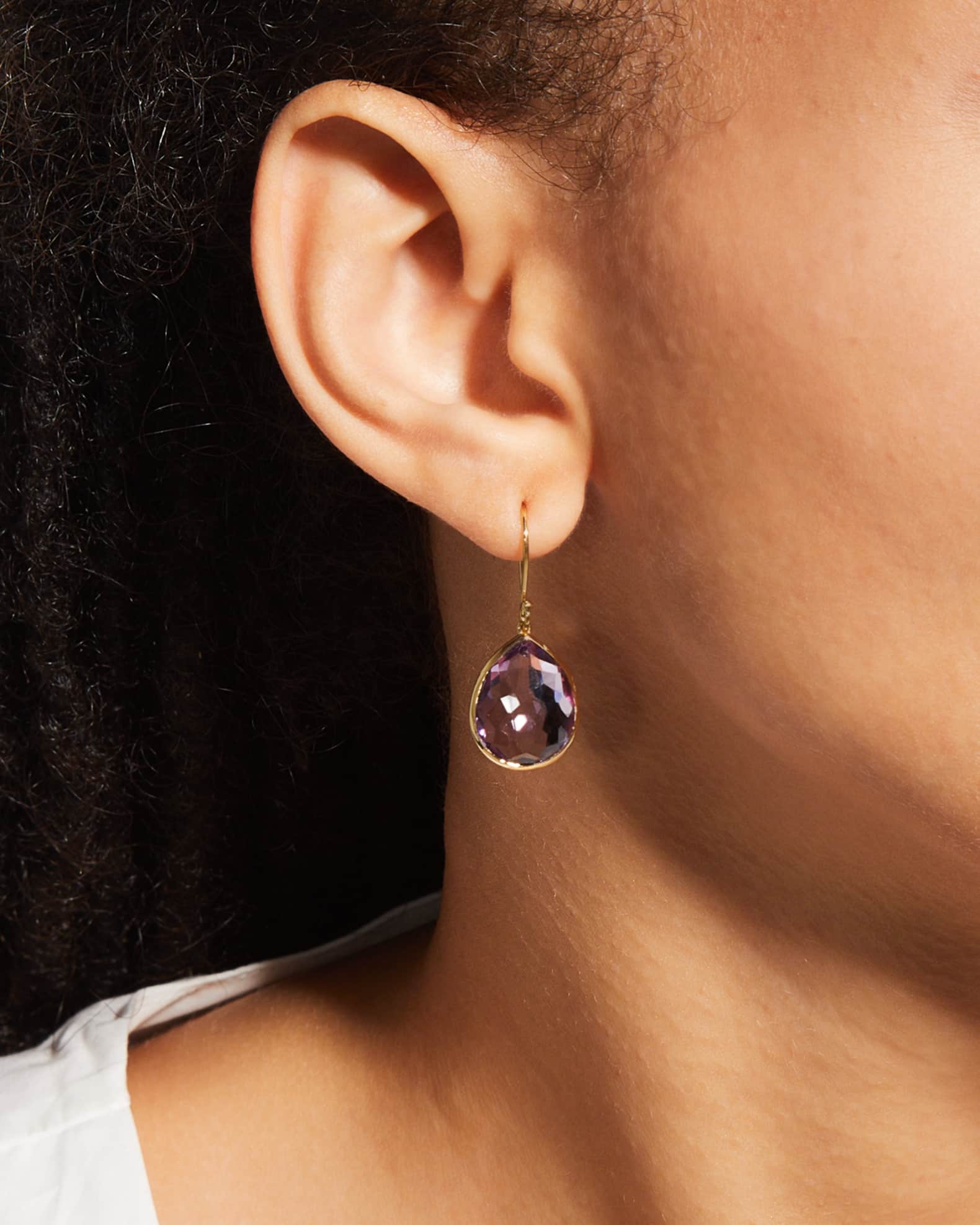 Small Teardrop Earrings in 18K Gold 1