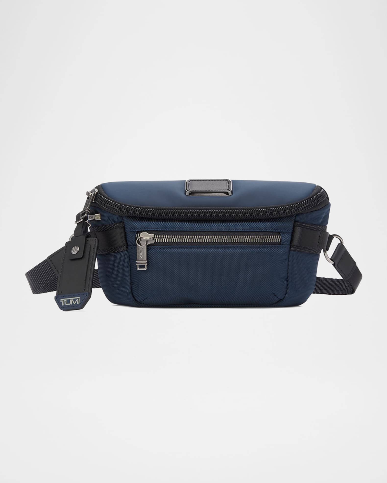 Waist bag deals tumi