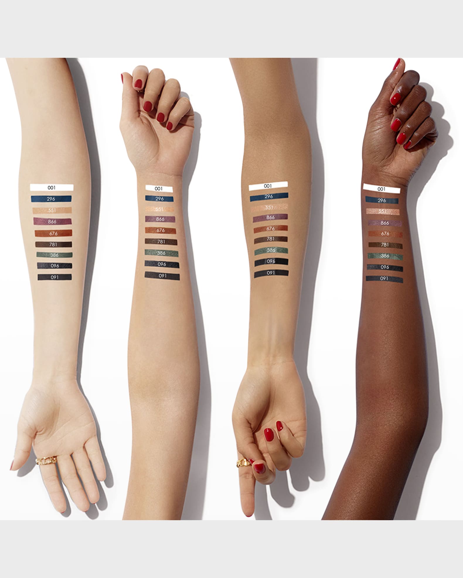 On stage liner dior shop