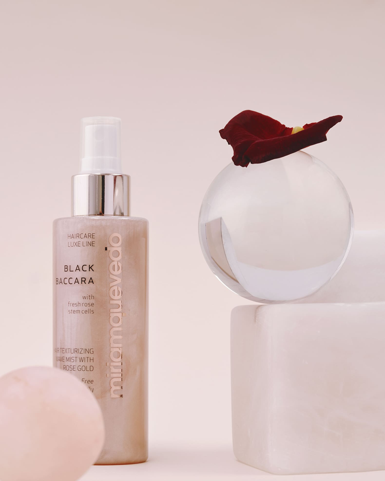 Black Baccara Hair Texturizing Wave Mist with Rose Gold, 5 oz./150mL 1