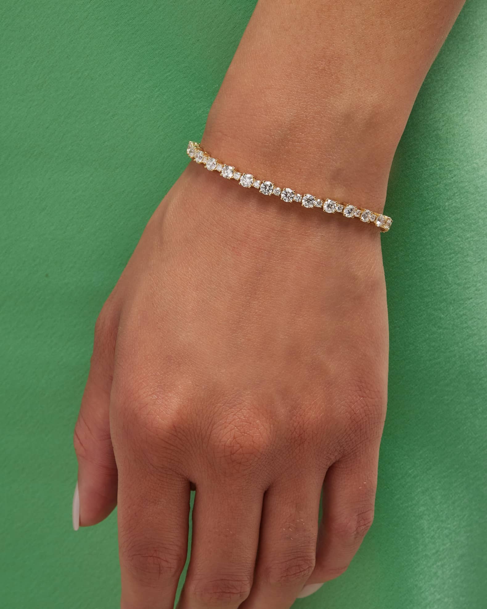 18k Yellow Gold Round Diamond Tennis Bracelet, 7.11tcw, 7"L 1