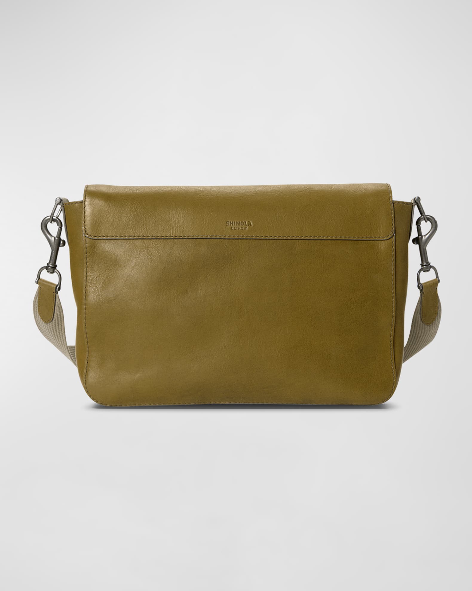 Men s Canfield Relaxed Leather Messenger Bag Neiman Marcus
