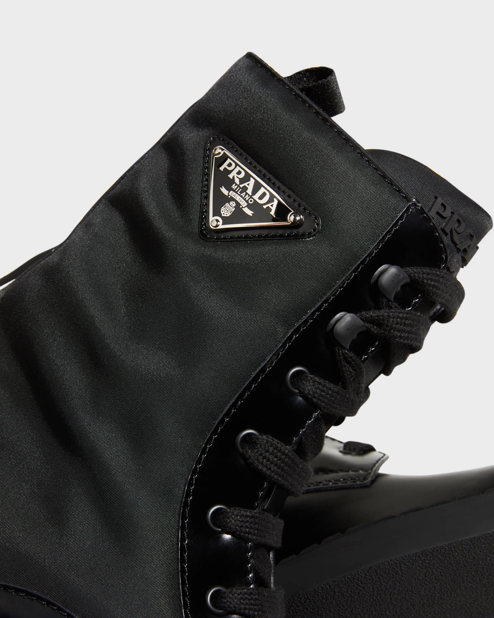 Prada triangle-logo Leather Boots - Black