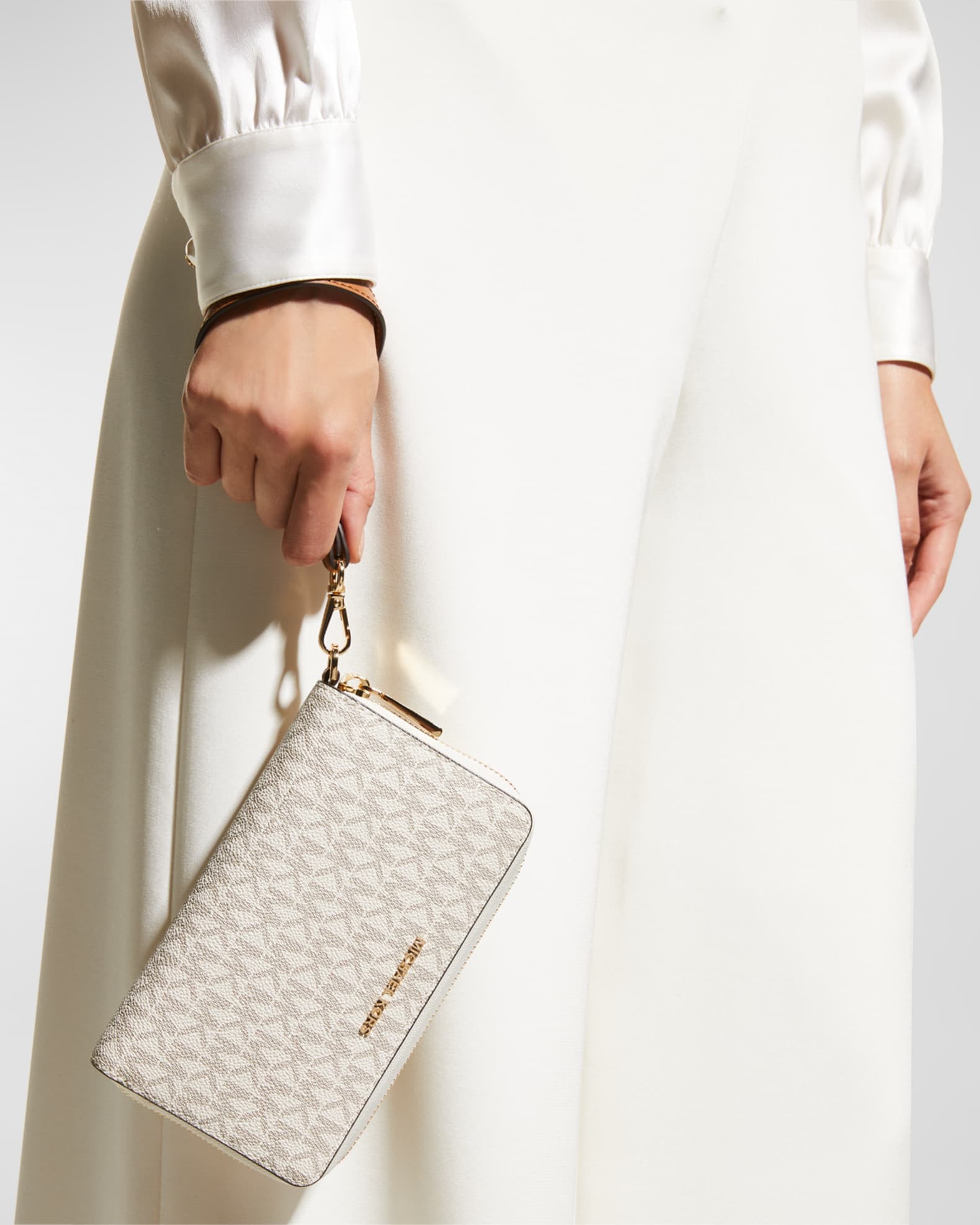 Michael kors wallet neiman marcus store