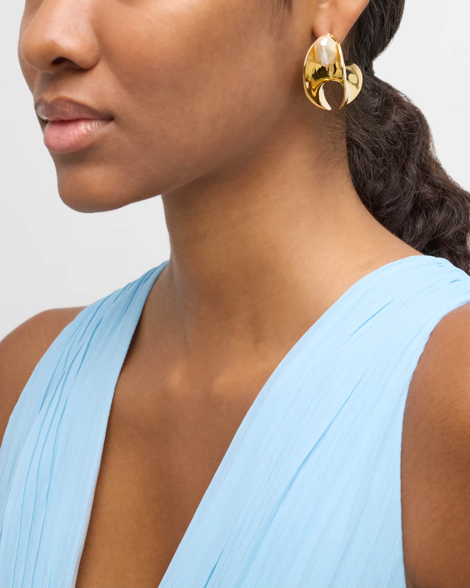 Shira Pearl Earrings 1