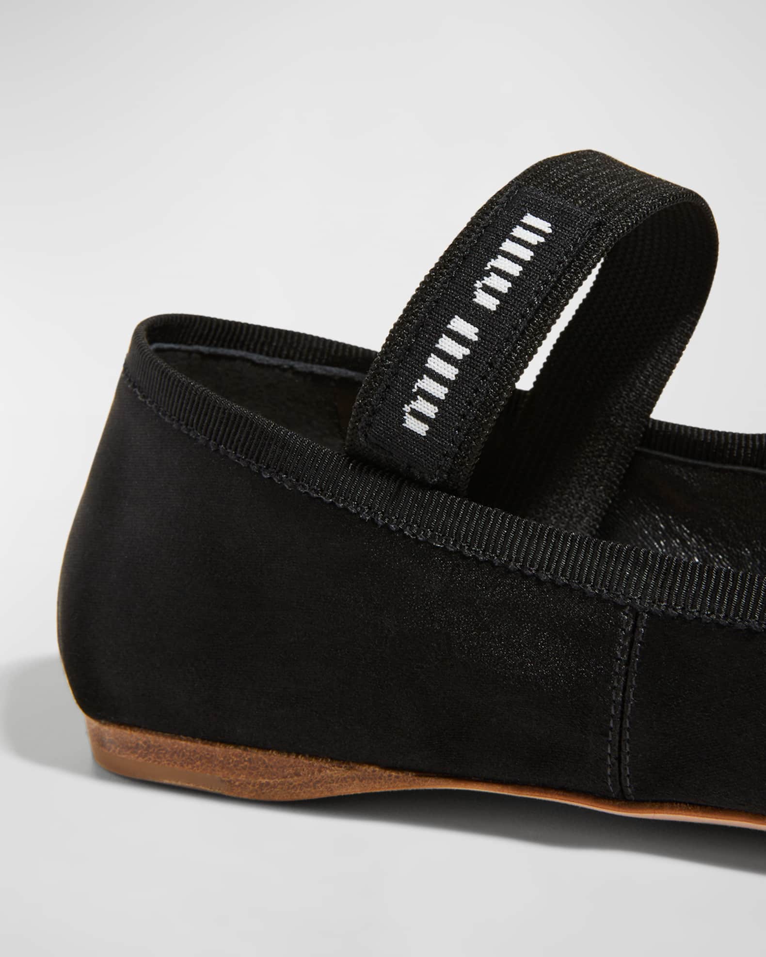 【関税&送料込】Miu Miu Black Satin Ballerina Miu Miu logo-strap Satin Ballerina Pumps | Black | FARFETCH
