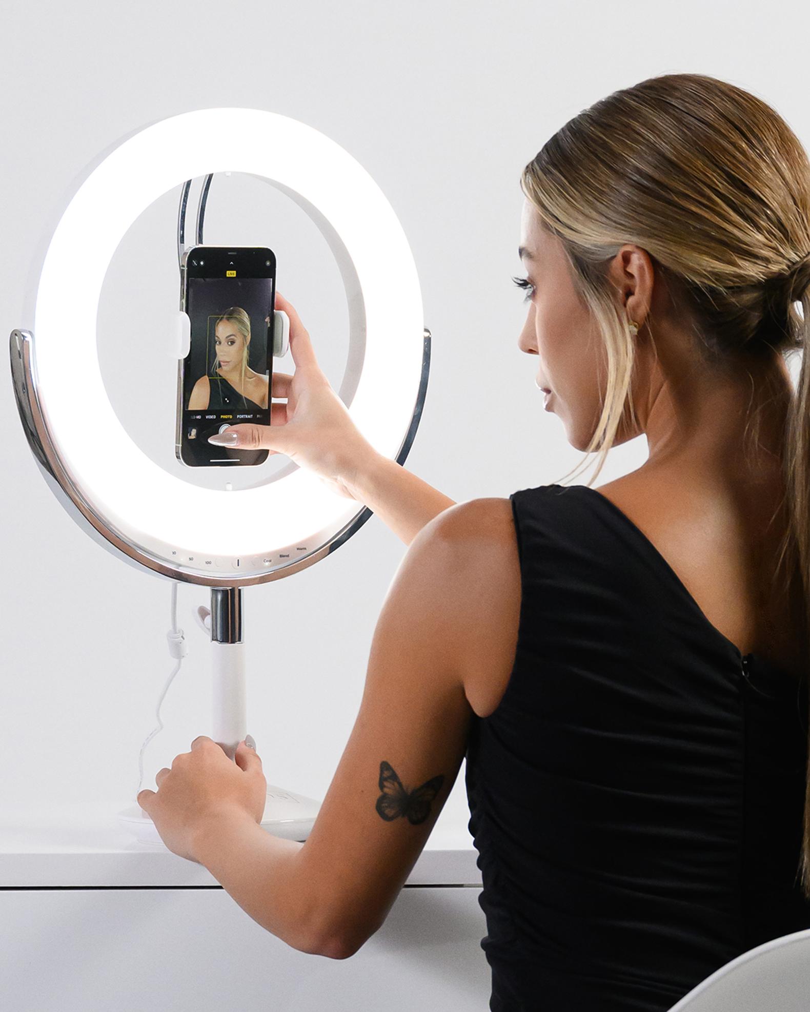 Ilios Beauty Ring Makeup Mirror &amp; Ring Light | Neiman Marcus