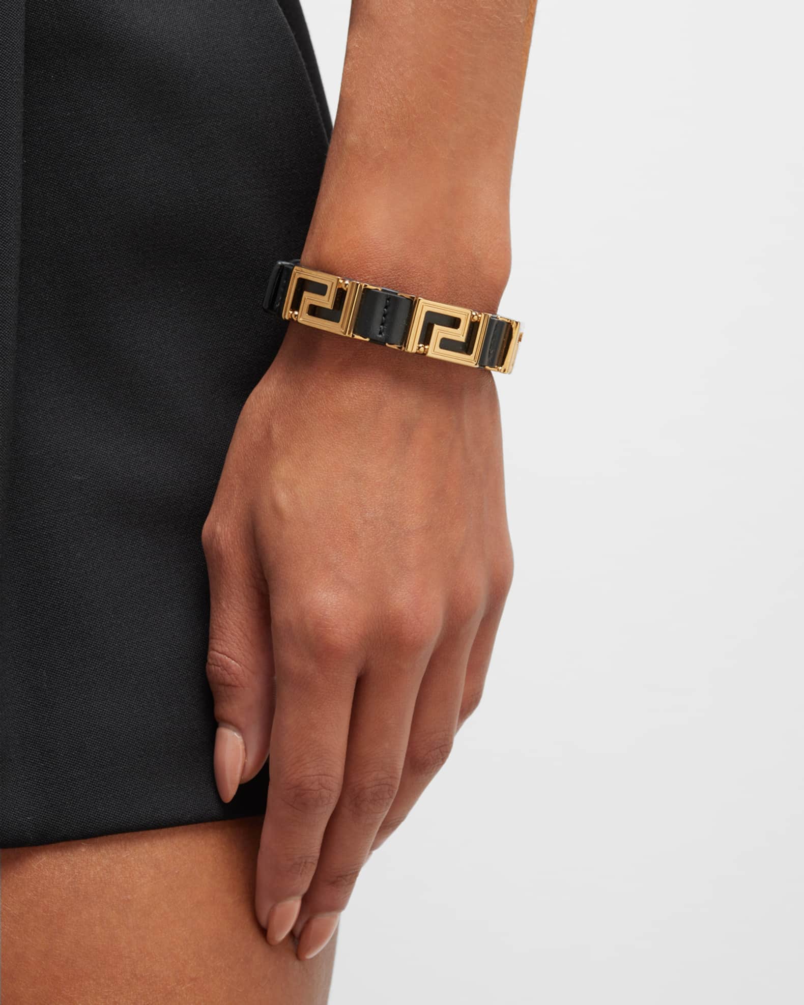 【関税＆送料込み】Versace 'Greca' Bracelet Greca Bracelet Gold | VERSACE US