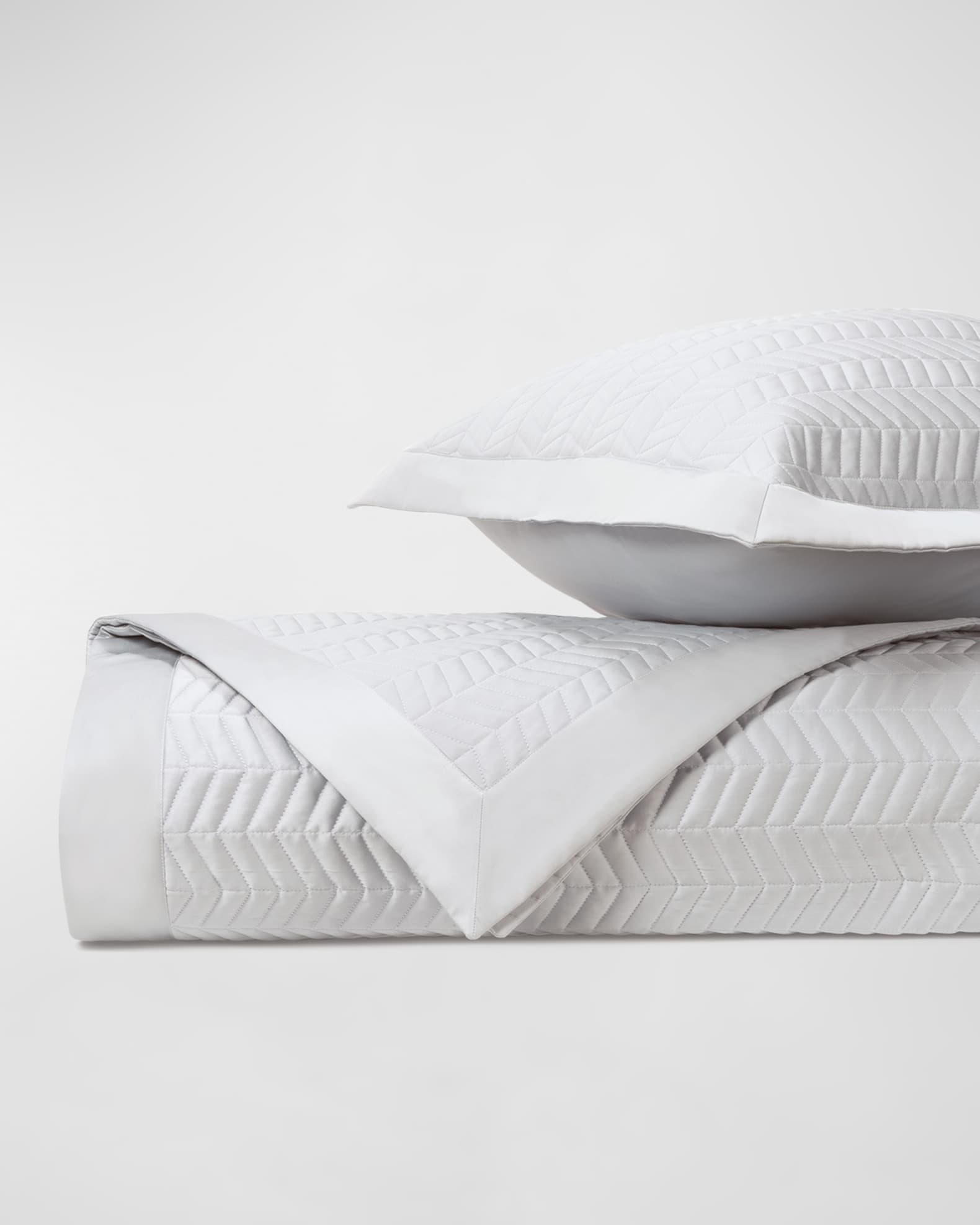 Chester Quilting Coverlet and Shams 0