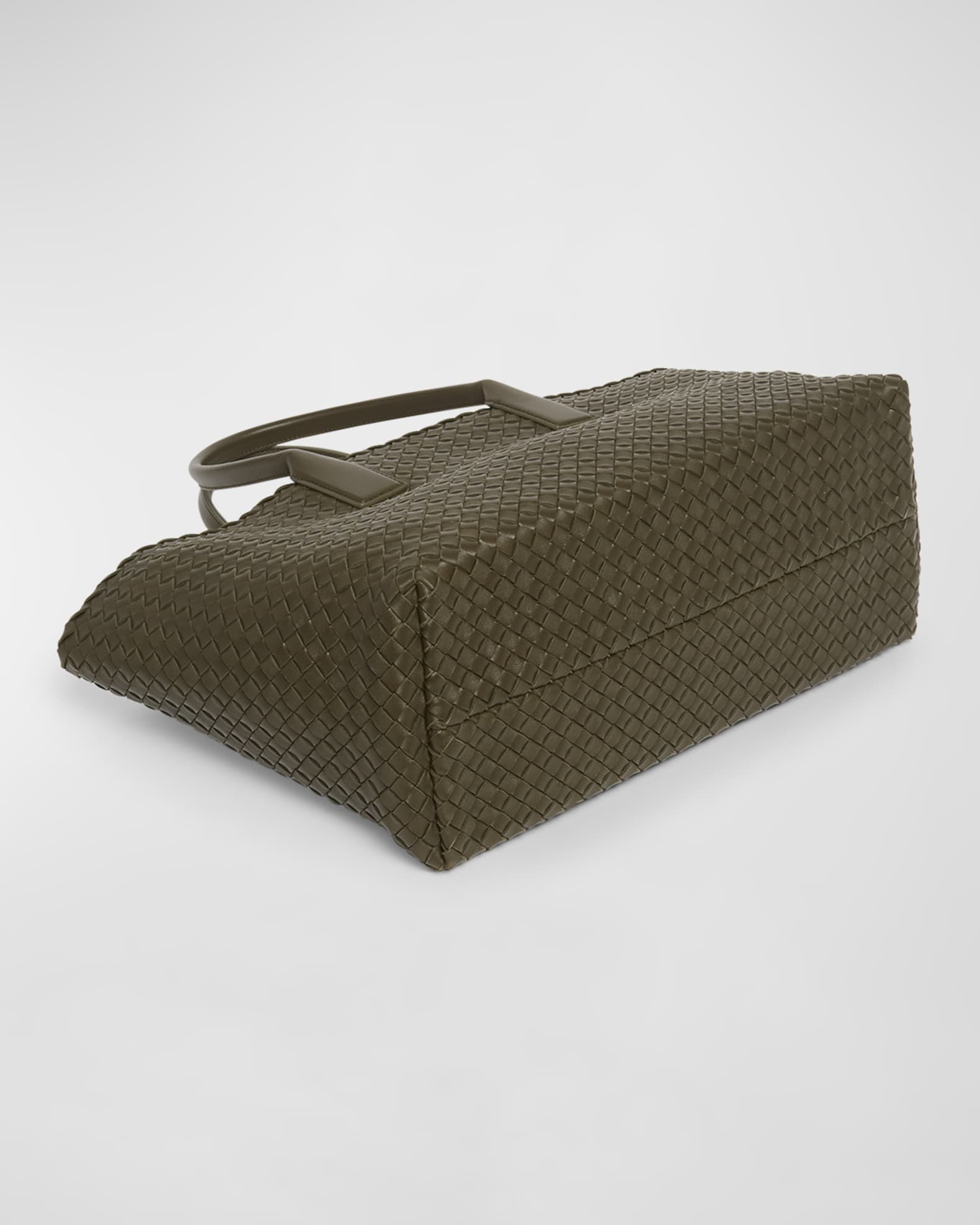Medium Cabat Bag 1