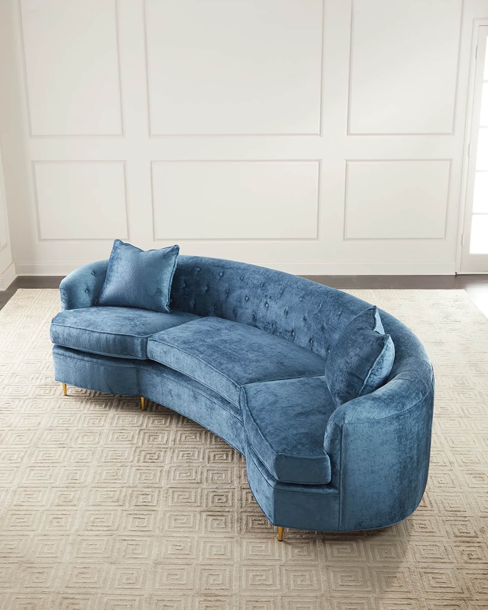 Levi Sofa, 117" 1