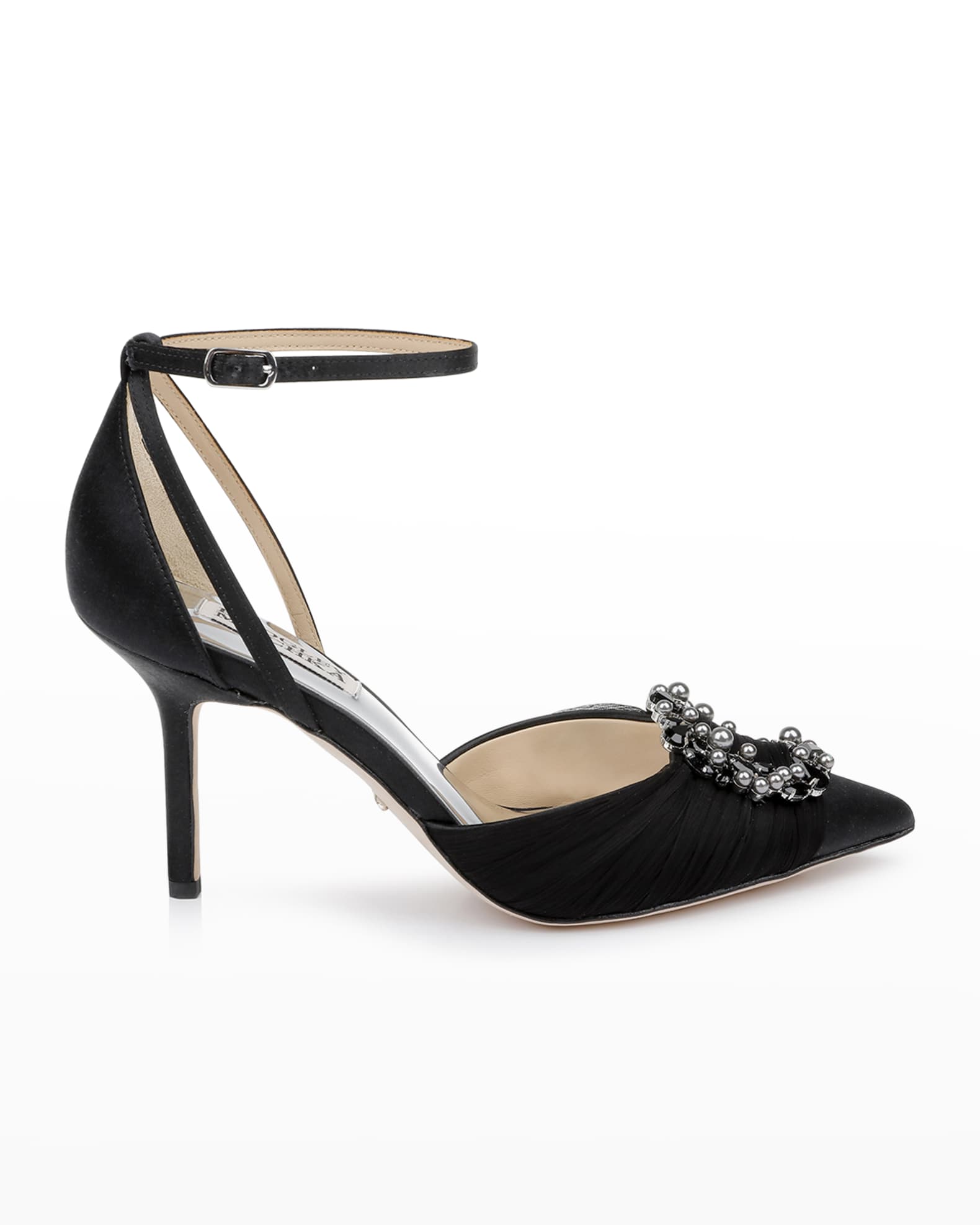 badgley mischka black pumps