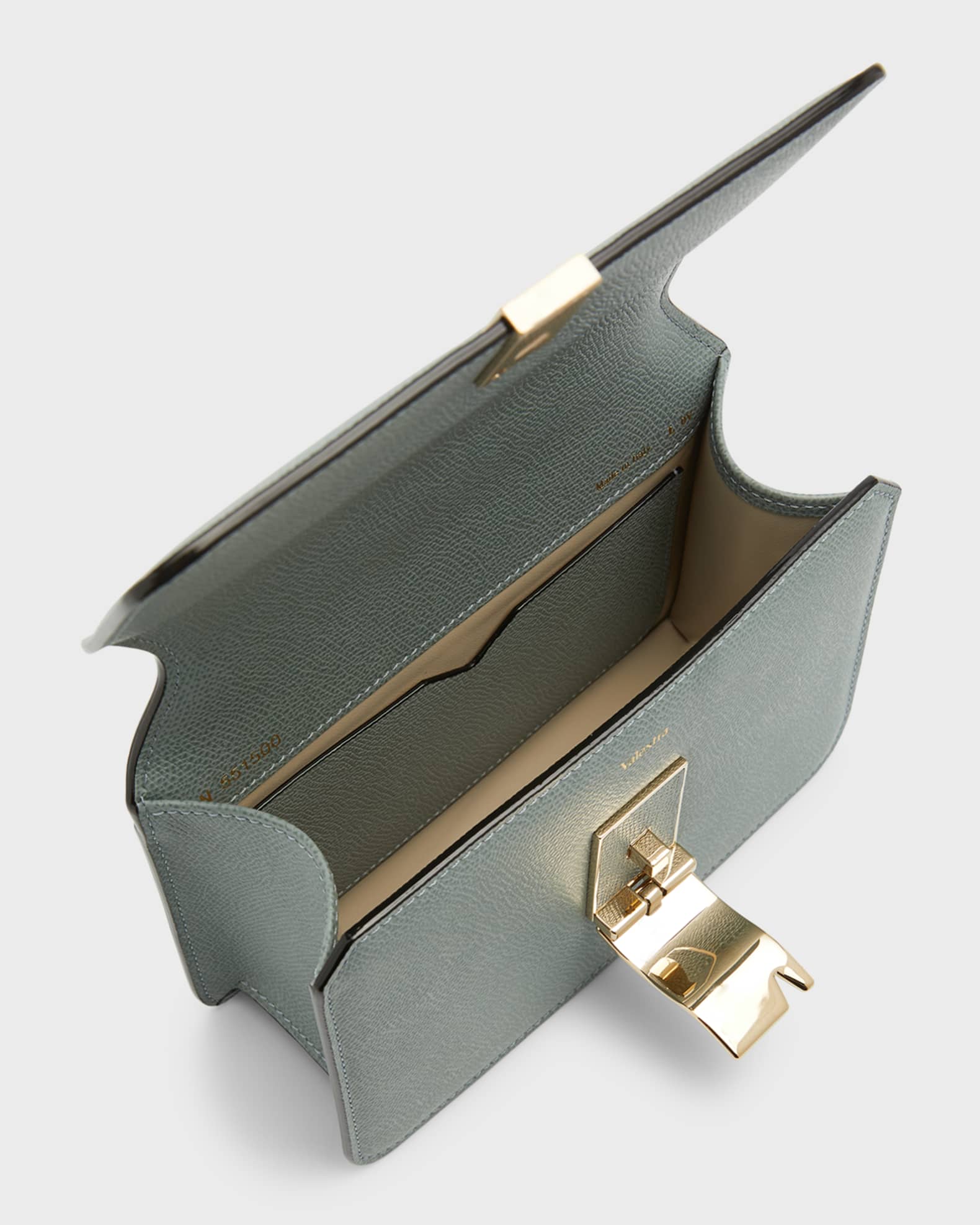 【送料&関税込】Valextra Nolo Leather Clutch Valextra Nolo Leather Clutch 20.5 cm x 12.5 cm x 4 cm Black