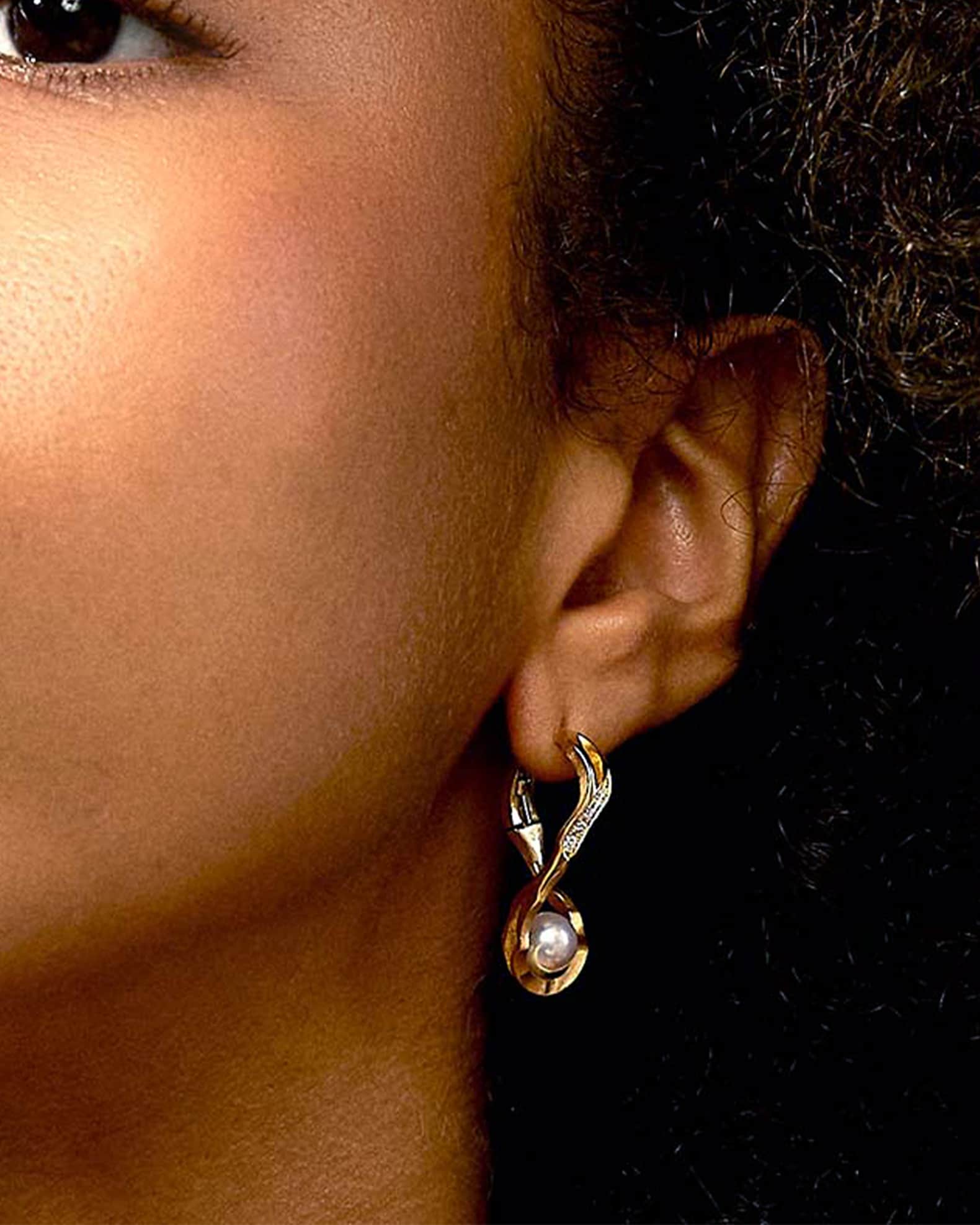 Kintsugi Infinity Pearl Hoop Earrings 1