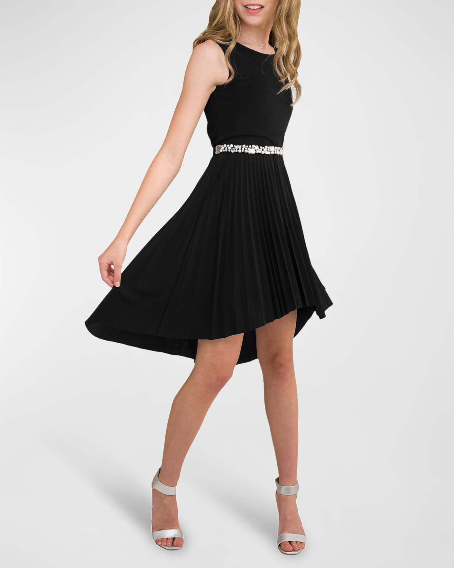 Un deux trois dresses sales