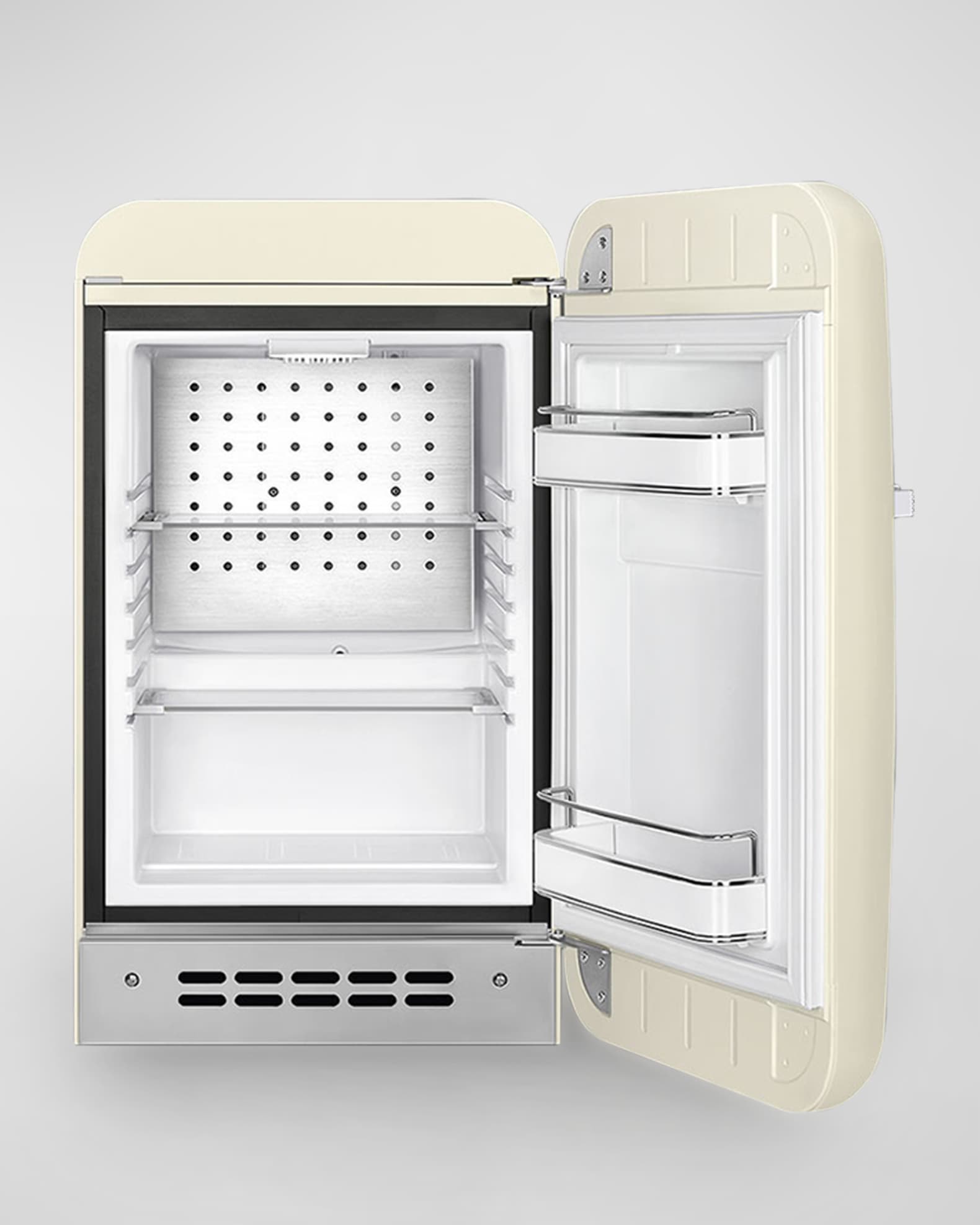 Smeg presents new FAB5 mini fridge