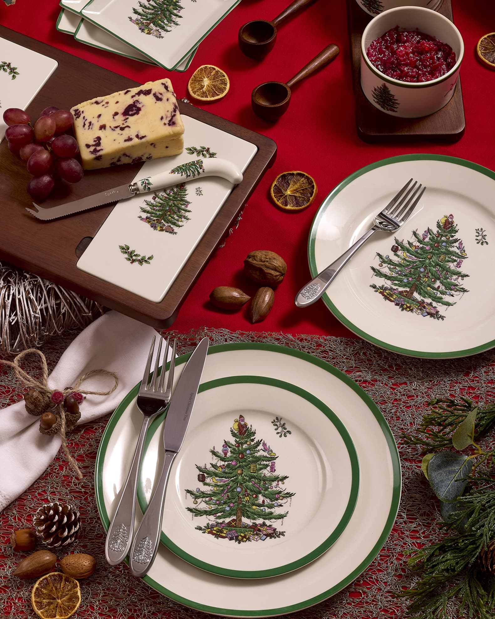 Spode Christmas Tree 12-Piece Dinnerware Set | Neiman Marcus