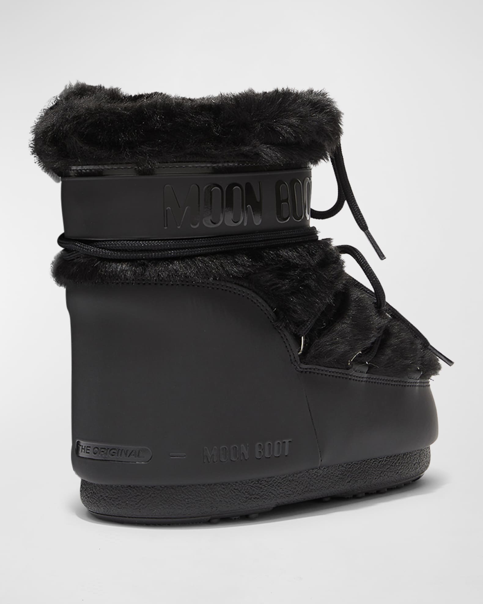 Black Icon snow boots, Moon Boot