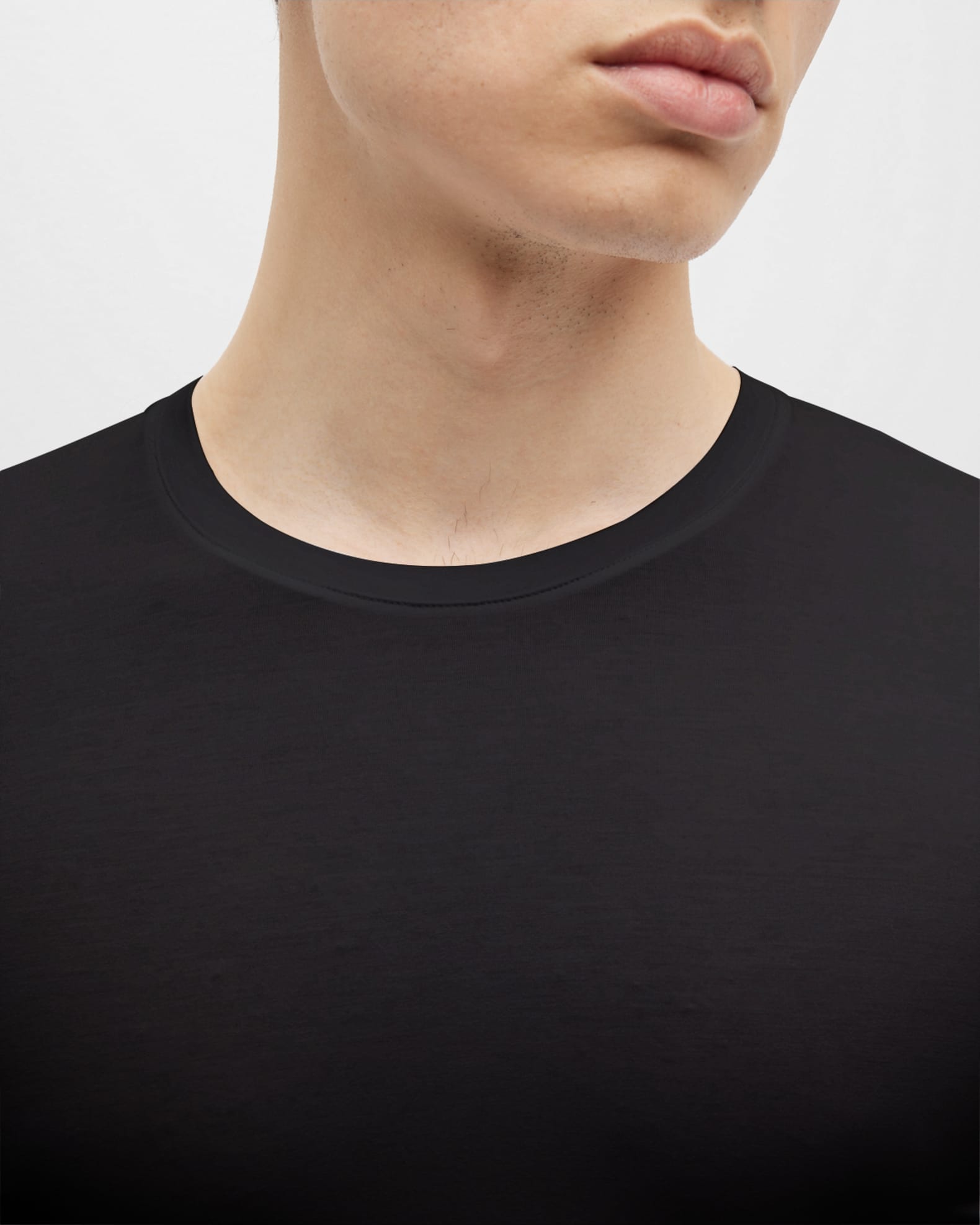 Ermenegildo Zegna マイクロモーダル ラウンドネックシャツ Ermenegildo Zegna マイクロモーダル ラウンドネックシャツ