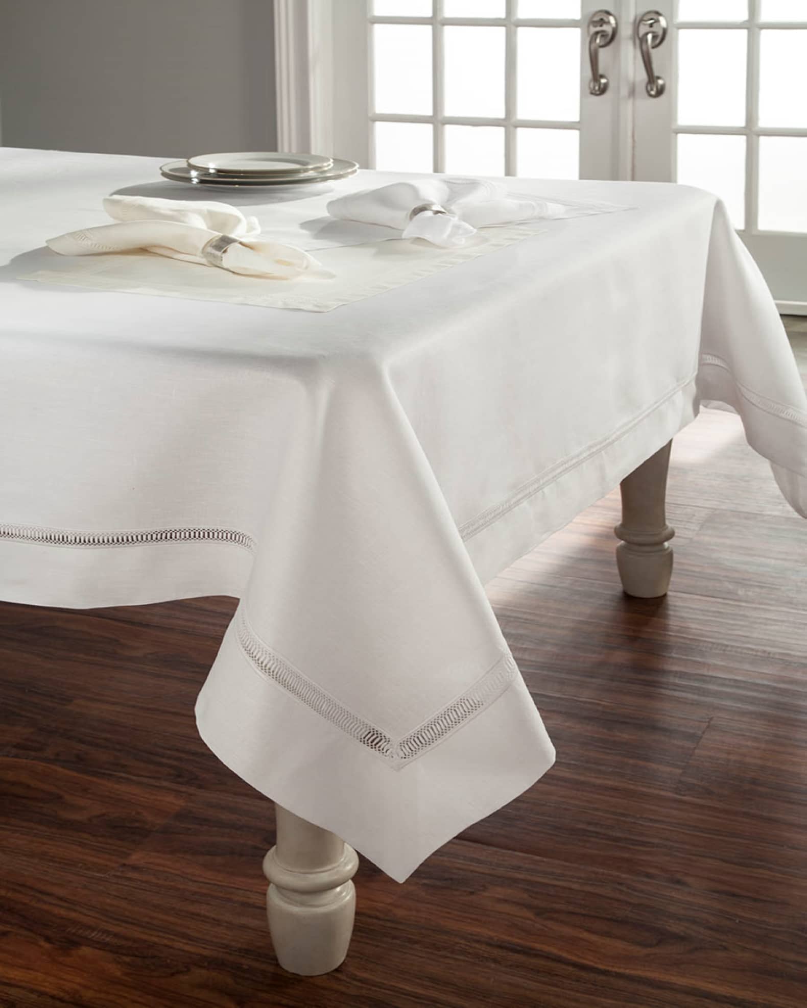 Doric Linen Tablecloth, 72" x 144" 0