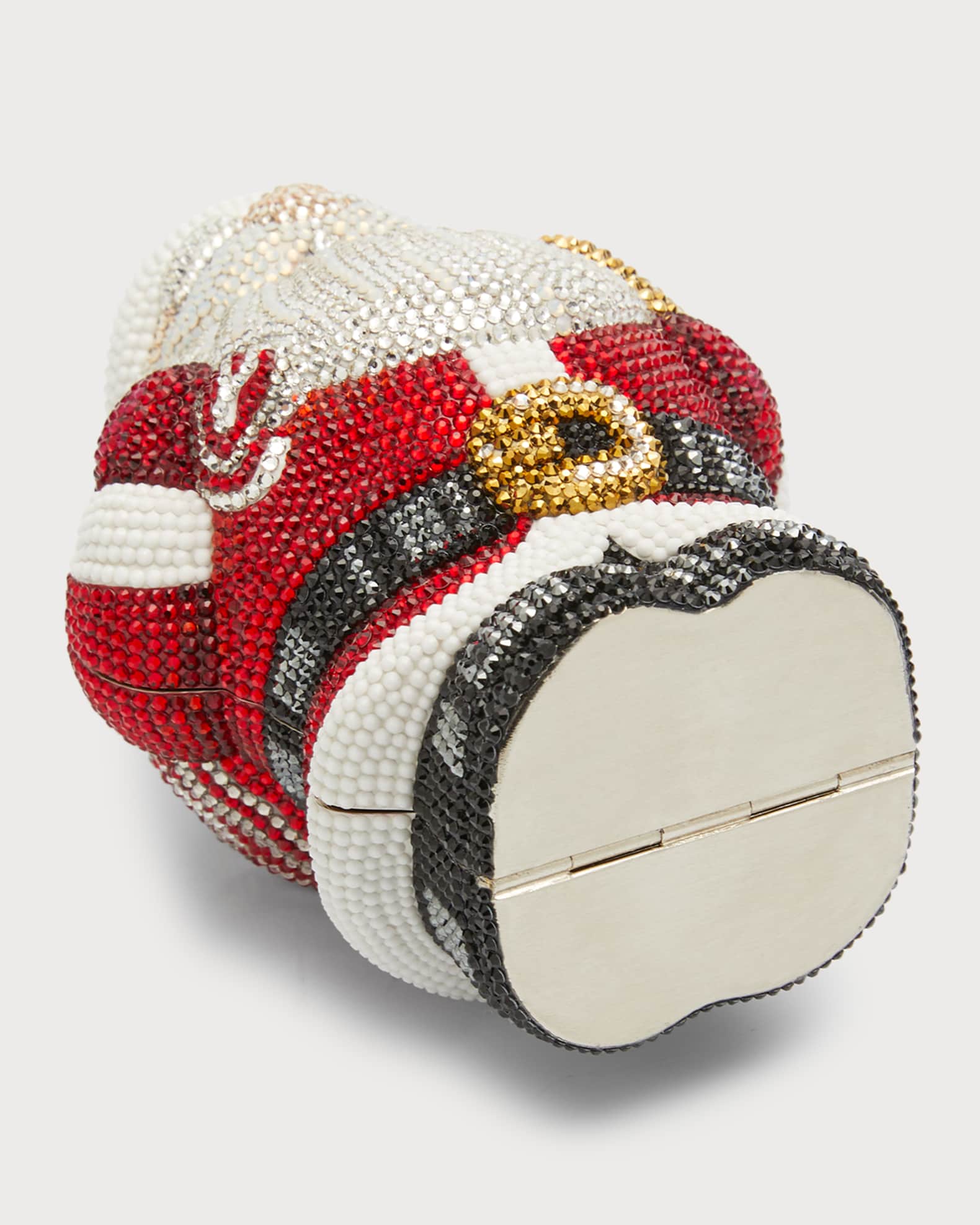 Kris’ Santa Minaudiere 1