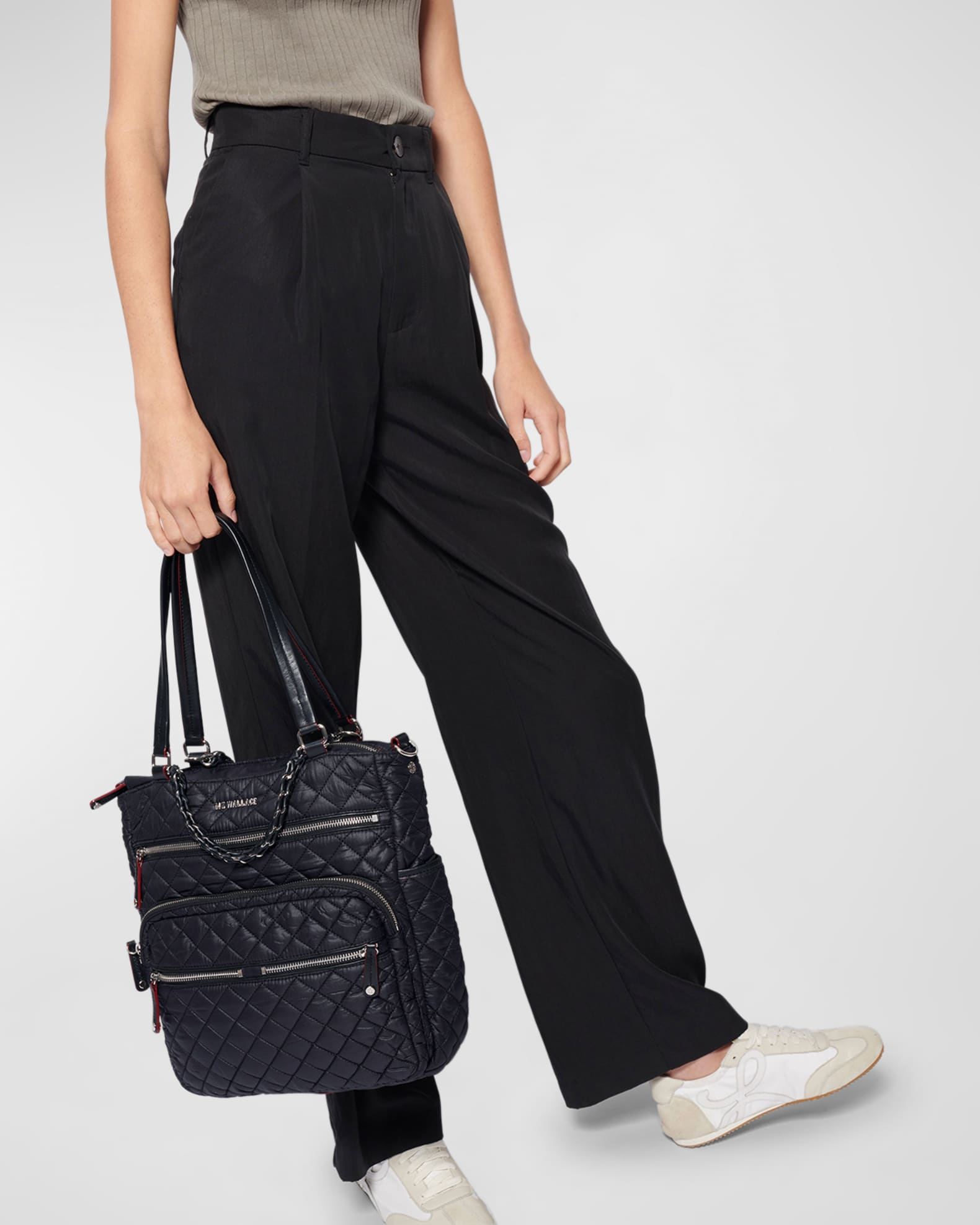 Crosby medium outlet messenger bag