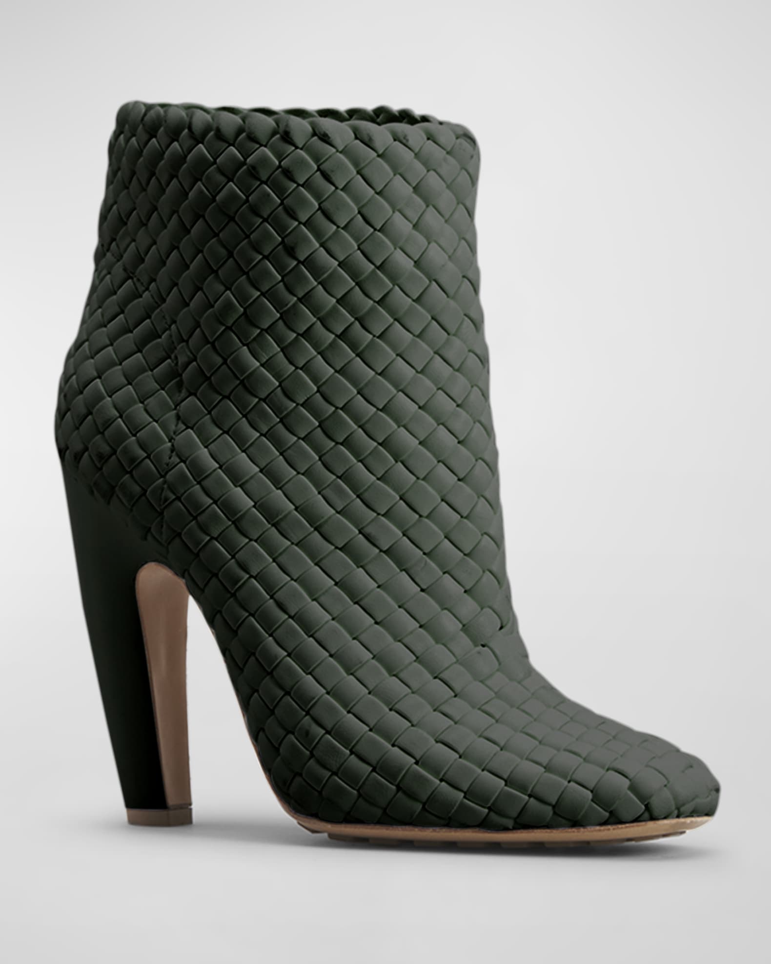ショートブーツ・ブーティ BOTTEGA VENETA ATOMIC ANKLE BOOTS IN INTRECCIATO NAPPA BOTTEGA VENETA Atomic intrecciato leather ankle boots | NET