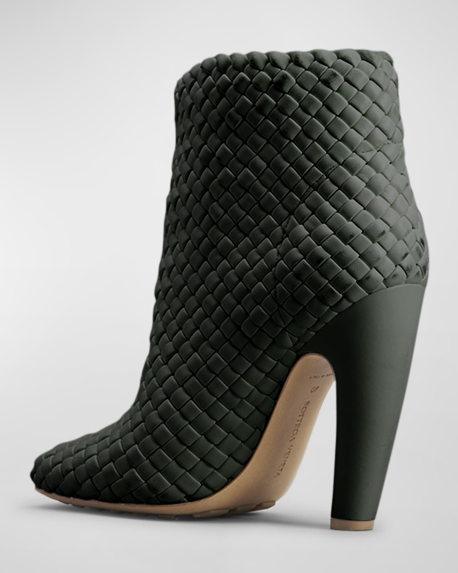 ショートブーツ・ブーティ BOTTEGA VENETA  leather ankle boot BOTTEGA VENETA(ボッテガヴェネタ) ショートブーツ・ブーティ