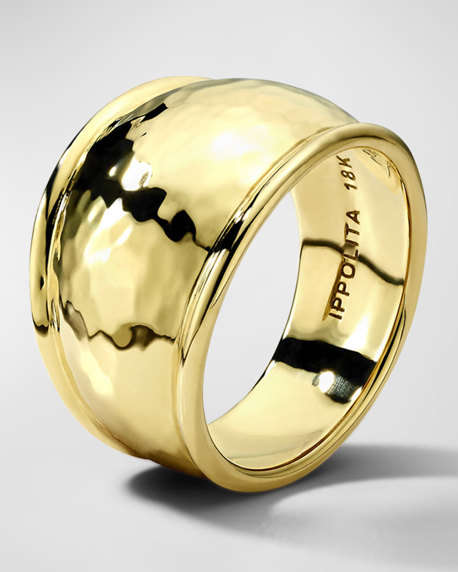 Medium Goddess Ring in 18K Gold  1