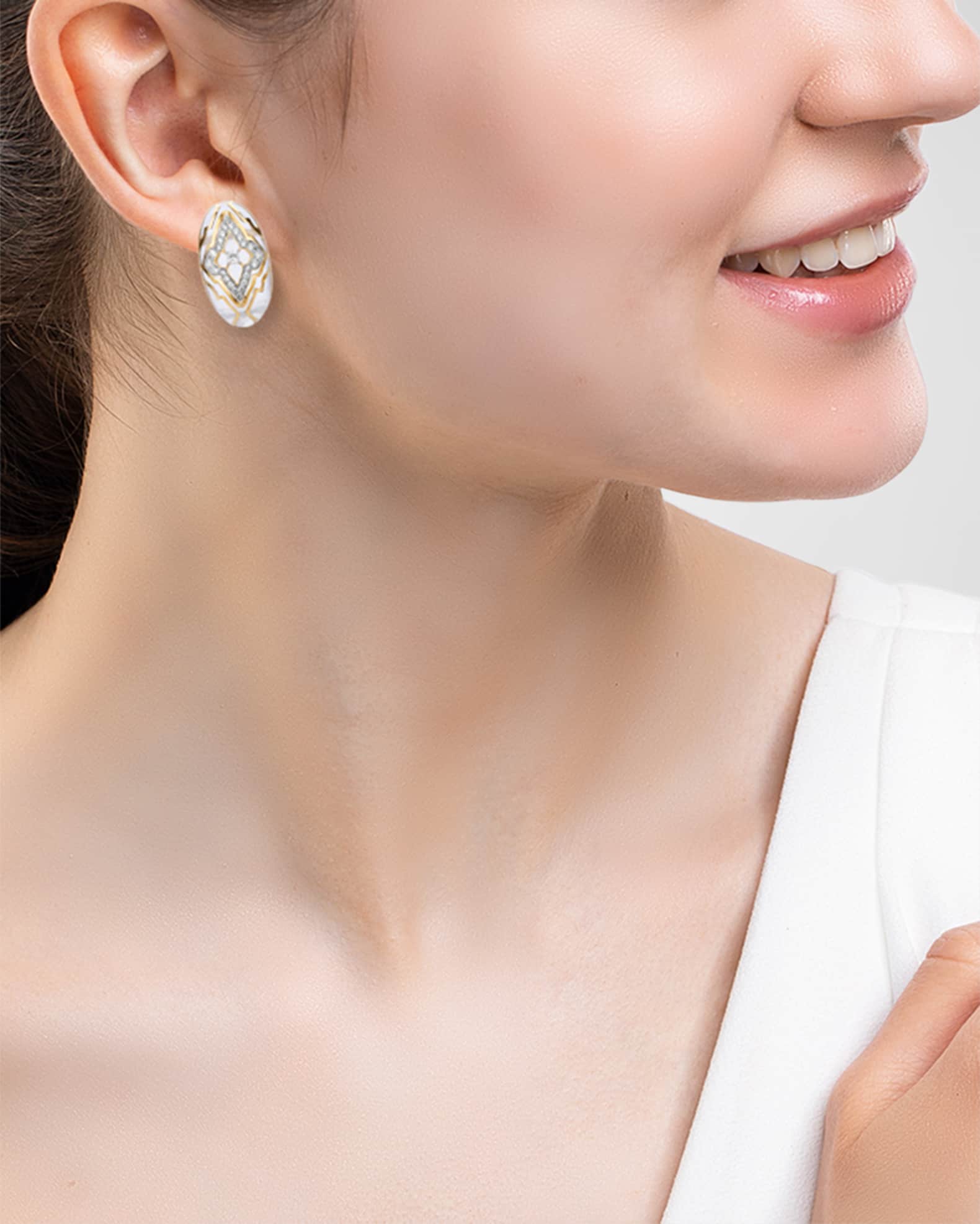 18K Yellow Gold Pure Clear Kashmir Day Dreamer Earrings 1
