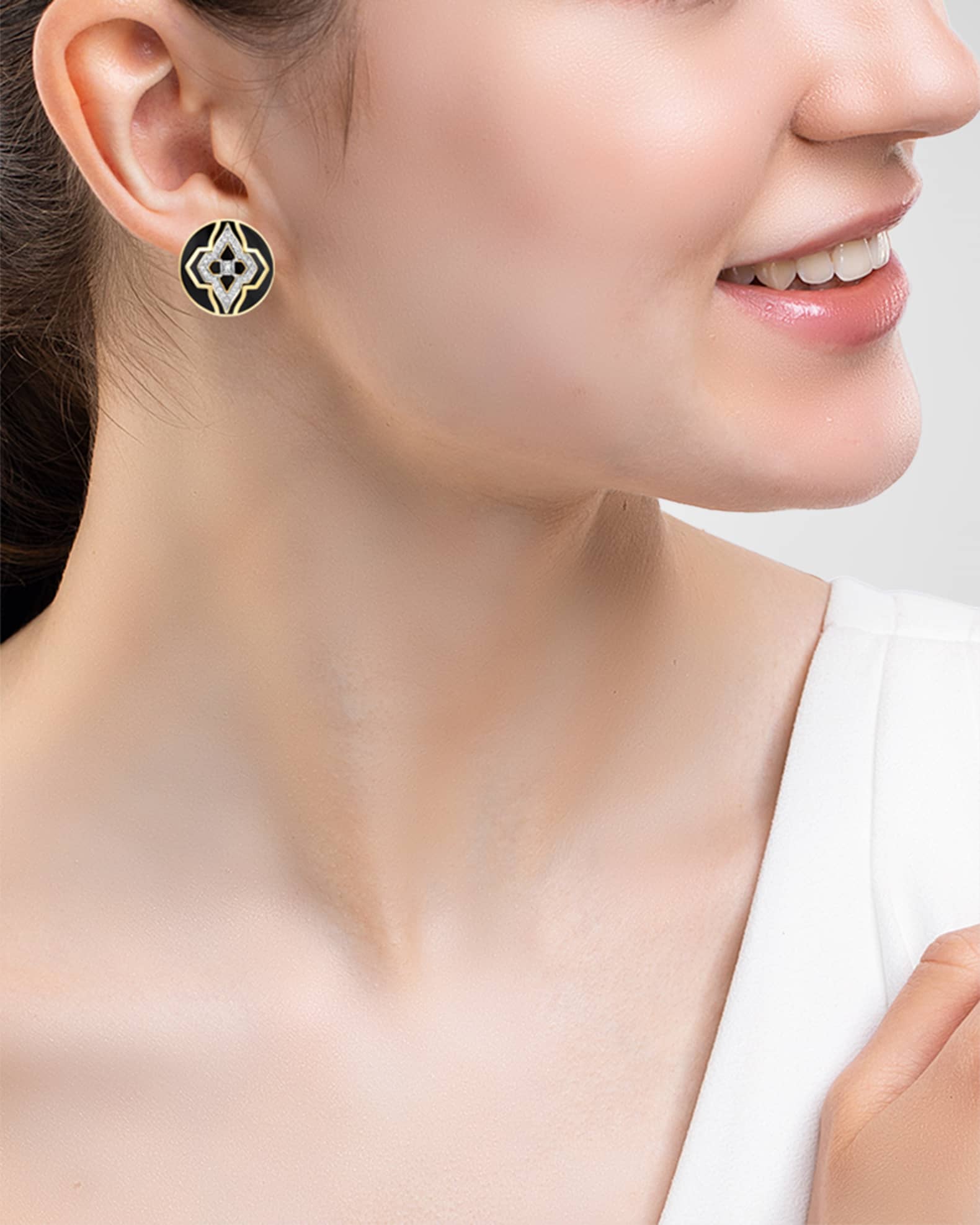 18K Yellow Gold Piano Black New York Audacious Earrings 1
