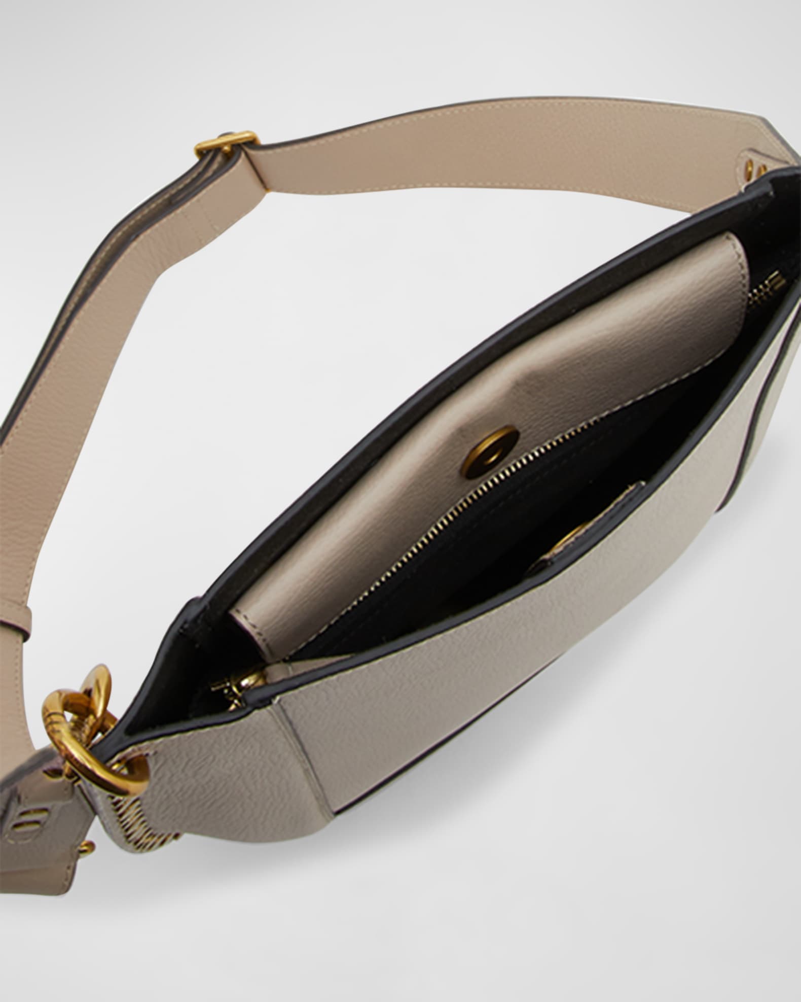 Oskan Shoulder Bag
