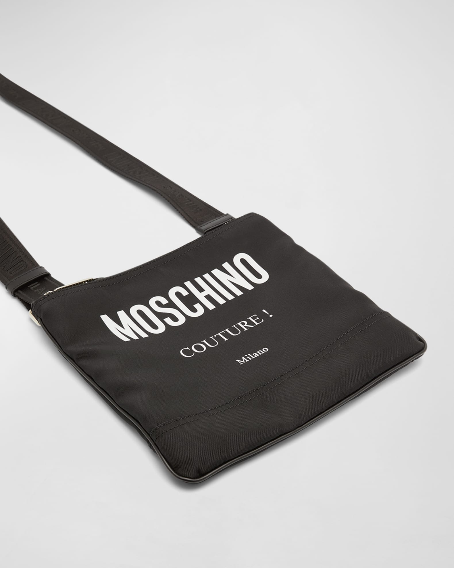 大人気新品 Shoulder Logo Canvas Men's Moschino Bag Marcus Neiman | ミュージシャン