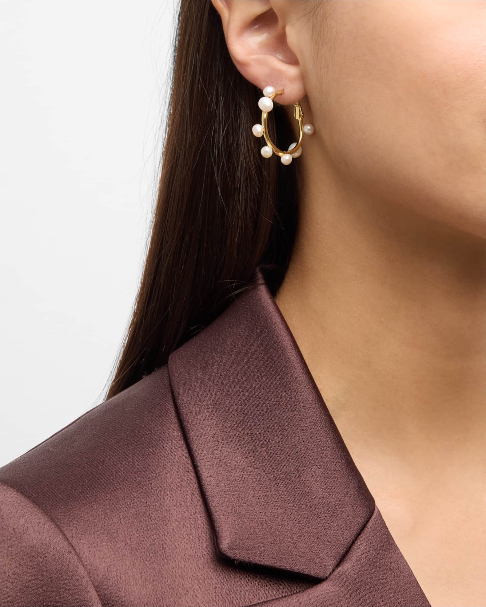 Mini Isla Pearl Hoop Earrings 1