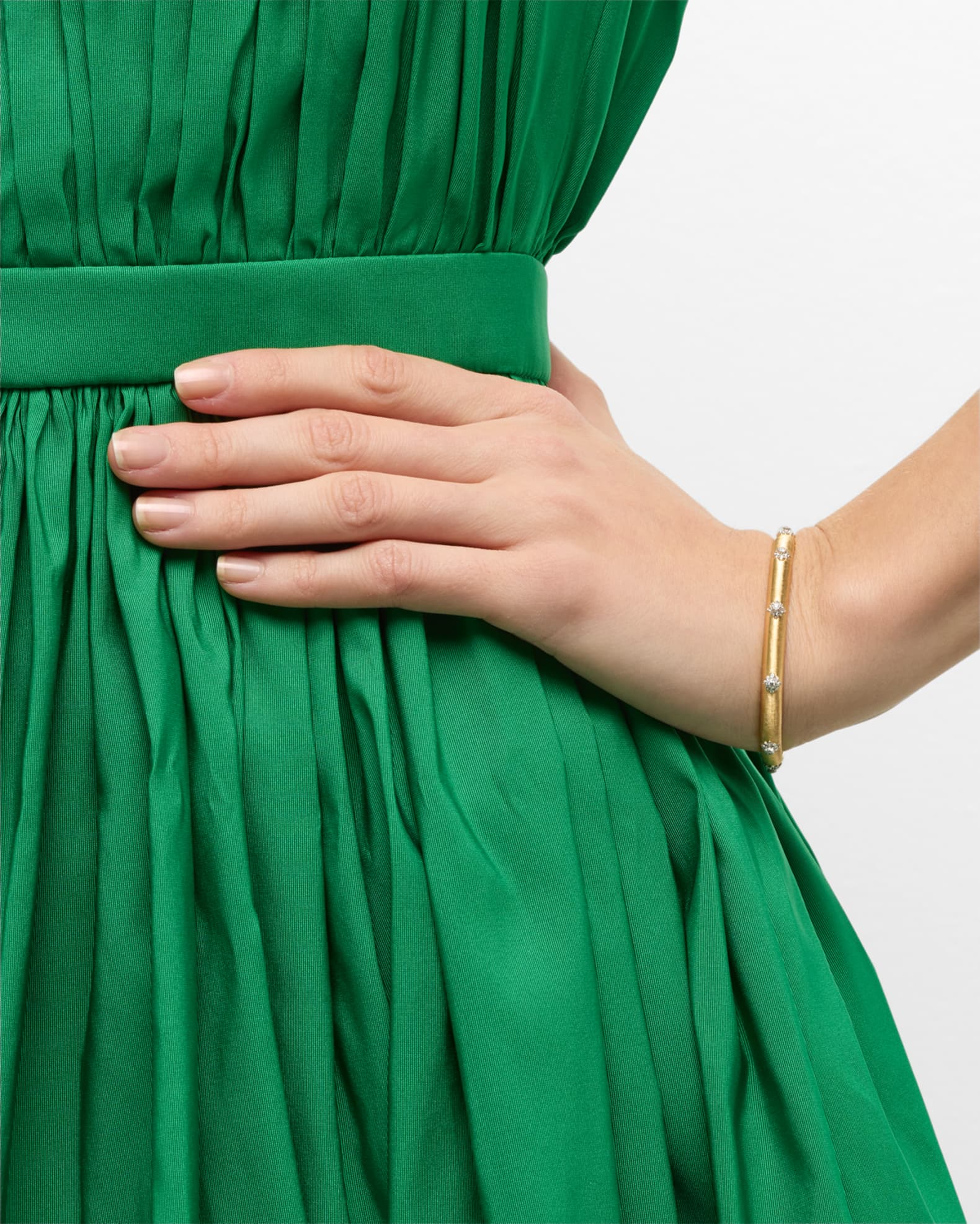 Macri 18K Yellow Gold Bangle with Diamonds, 4mm