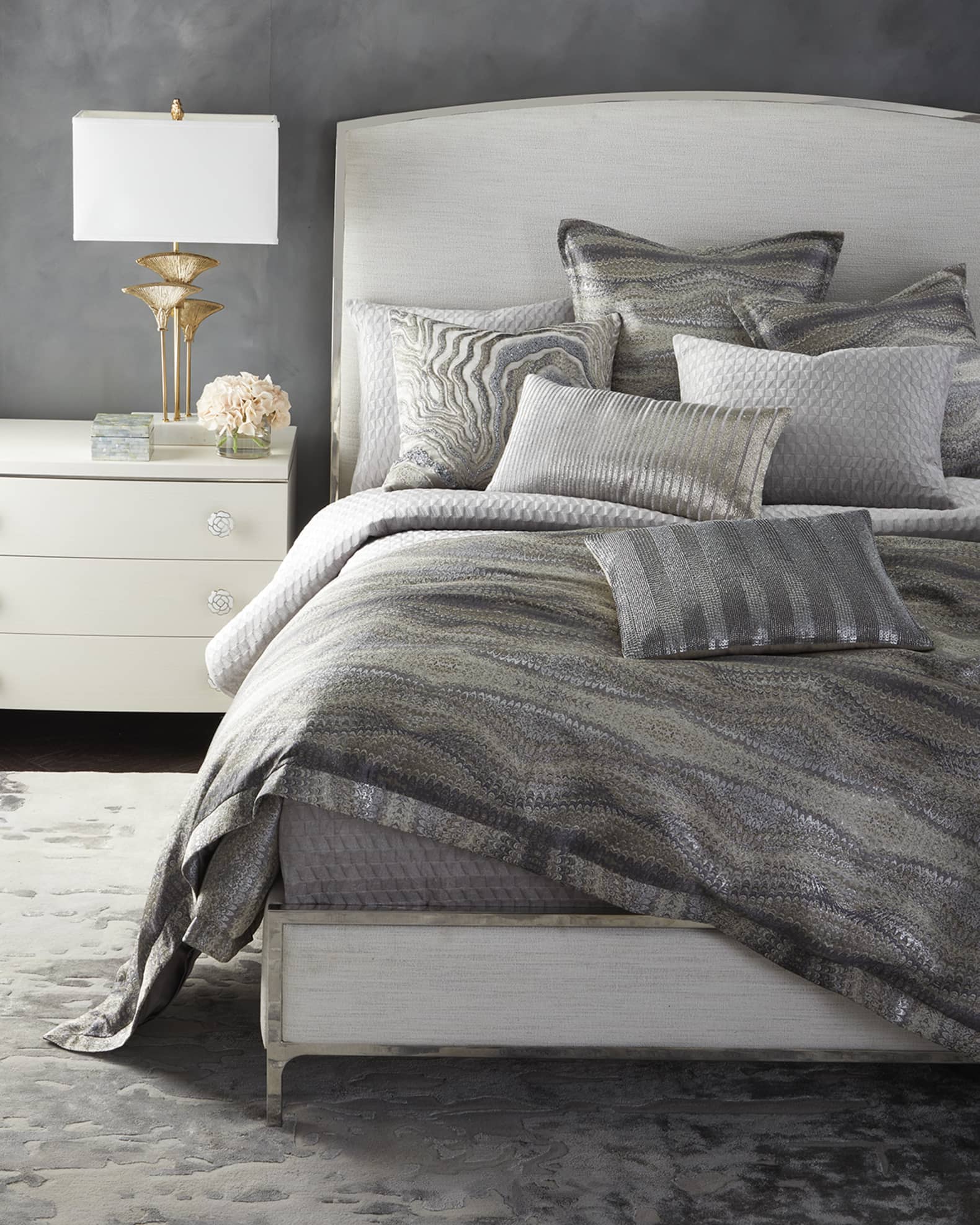 Marconi Geometric Velvet Quilt 1