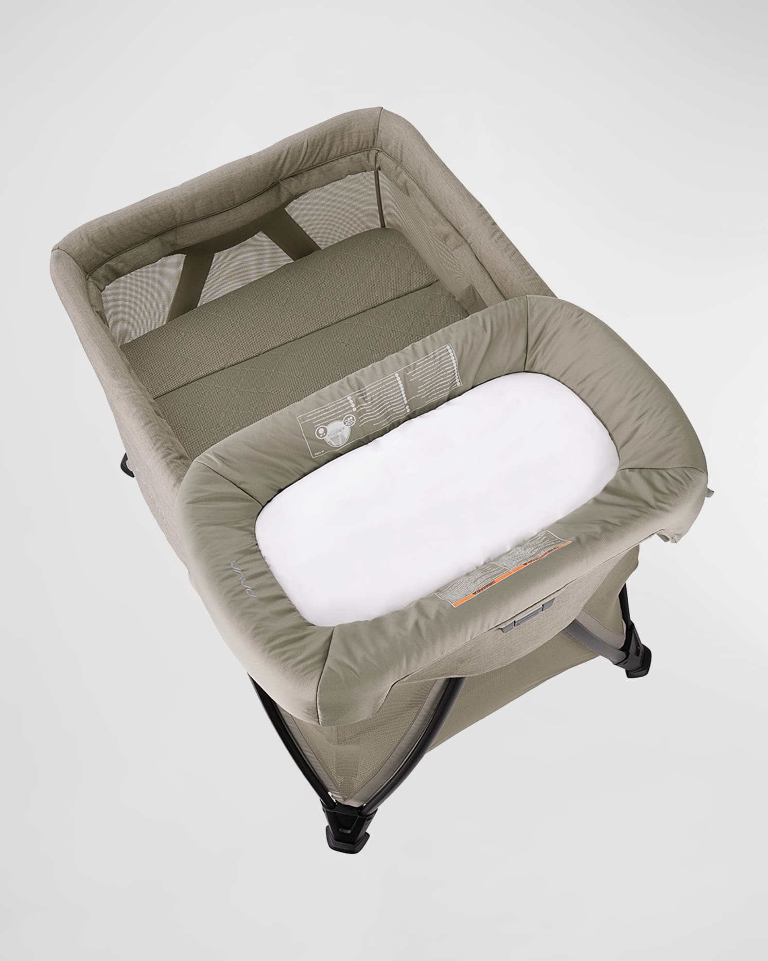 Nuna Nuna Sena Series Changer